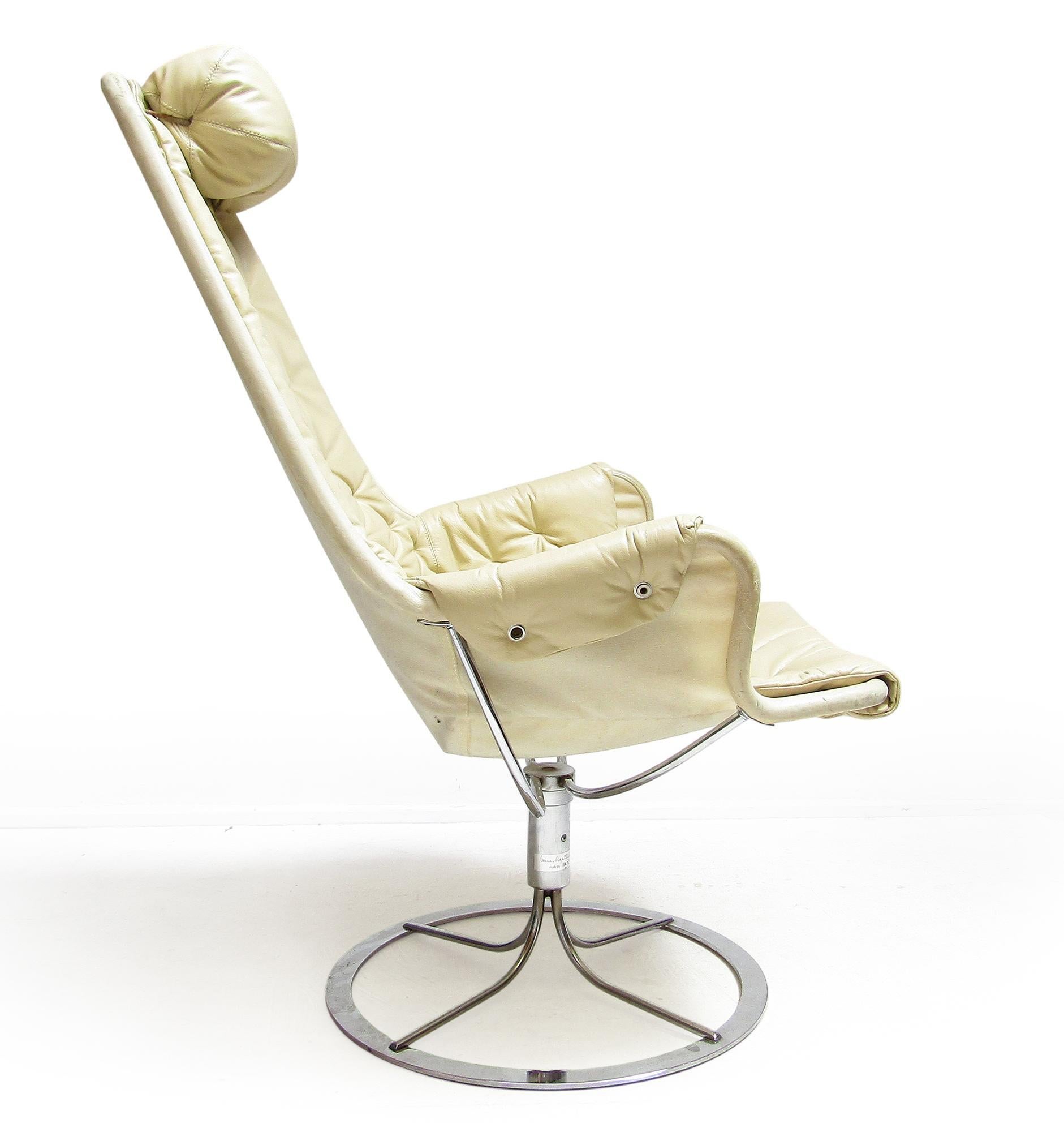 Mid-Century Modern 1970s Swedish Space Age Jetson Chair In Beige Leather By Bruno Mathsson For Dux For Sale