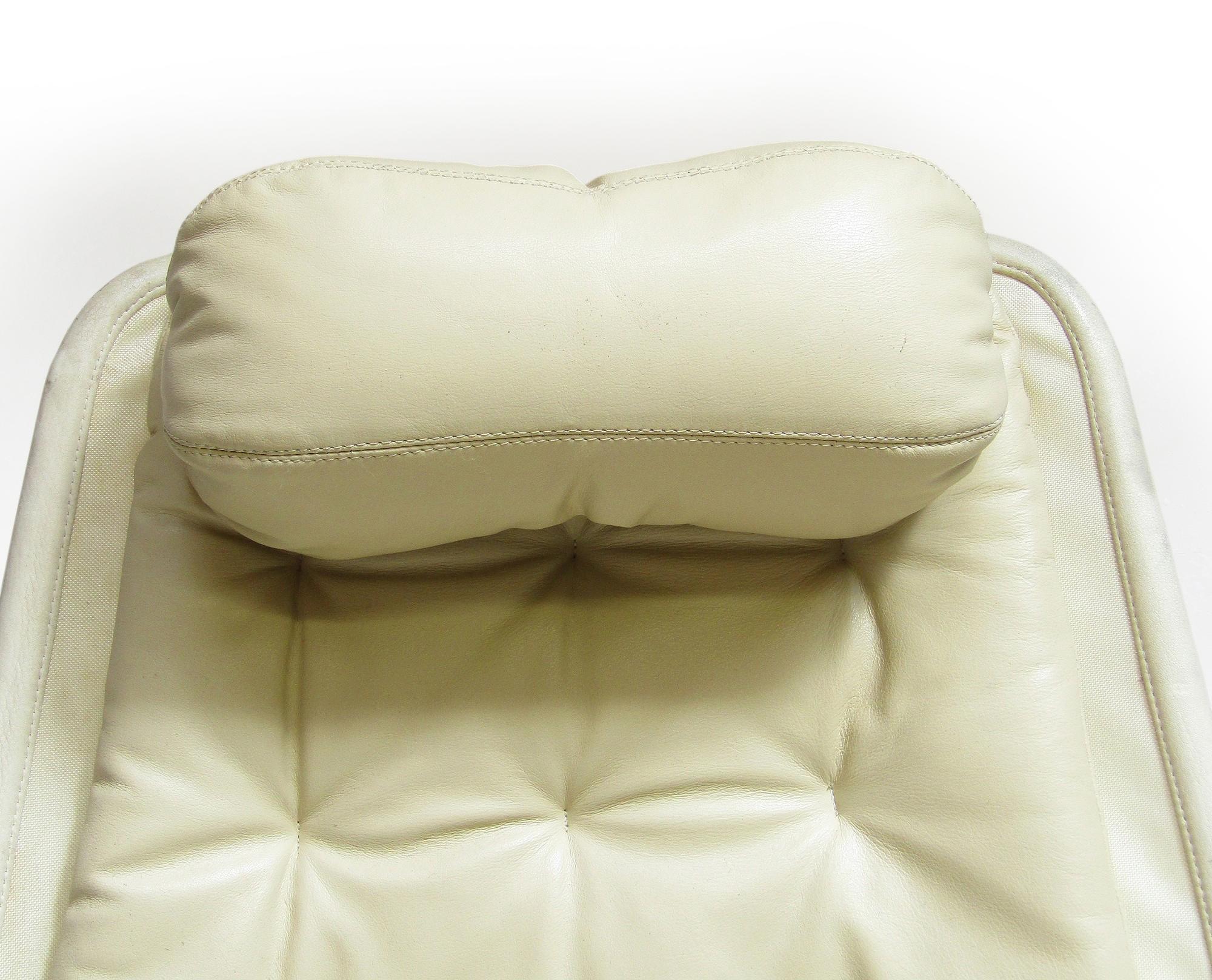 1970s Swedish Space Age Jetson Chair In Beige Leather By Bruno Mathsson For Dux For Sale 2