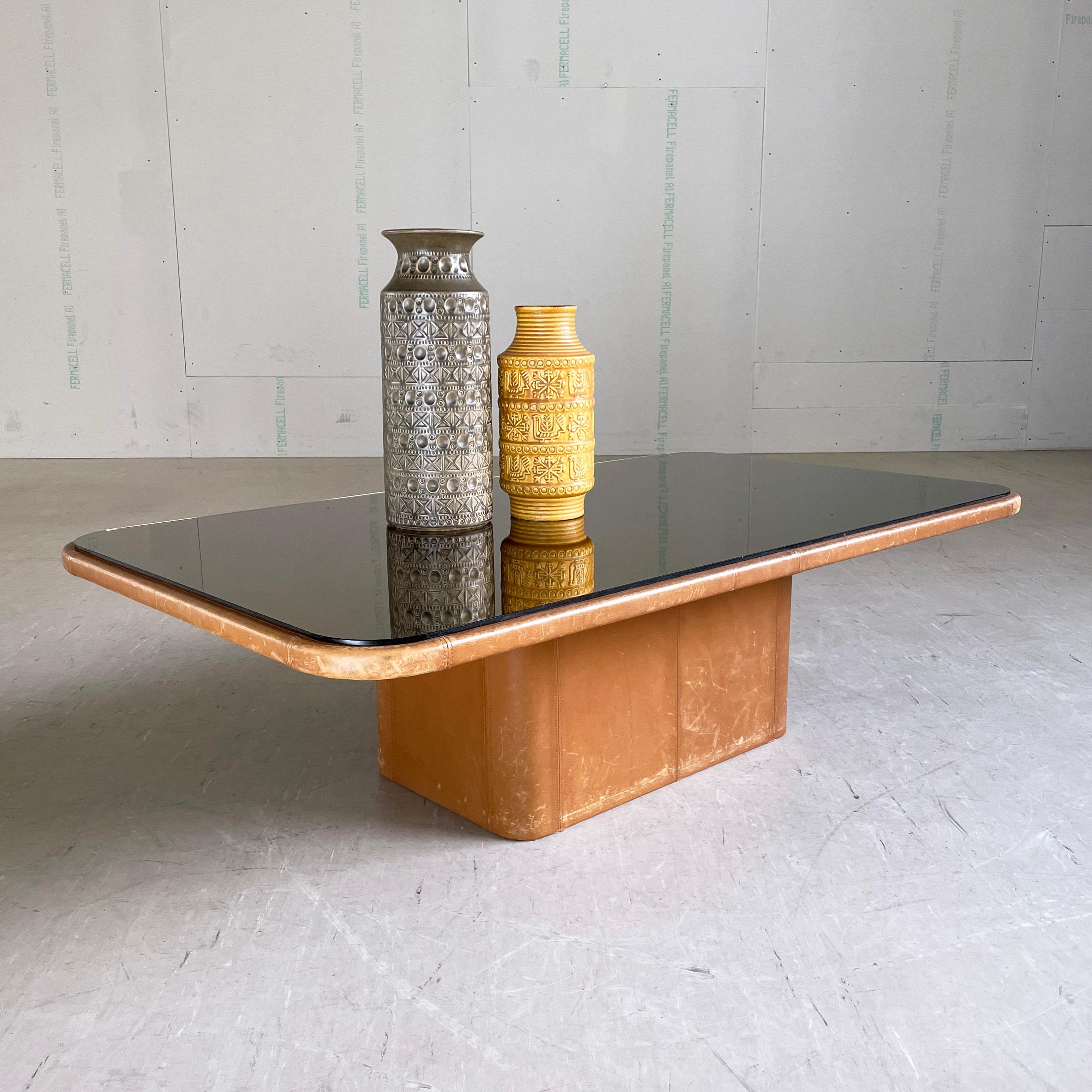 1970's Swiss DeSede DS-66 Floating Leather & Mirrored Glass Lounge Table For Sale 6
