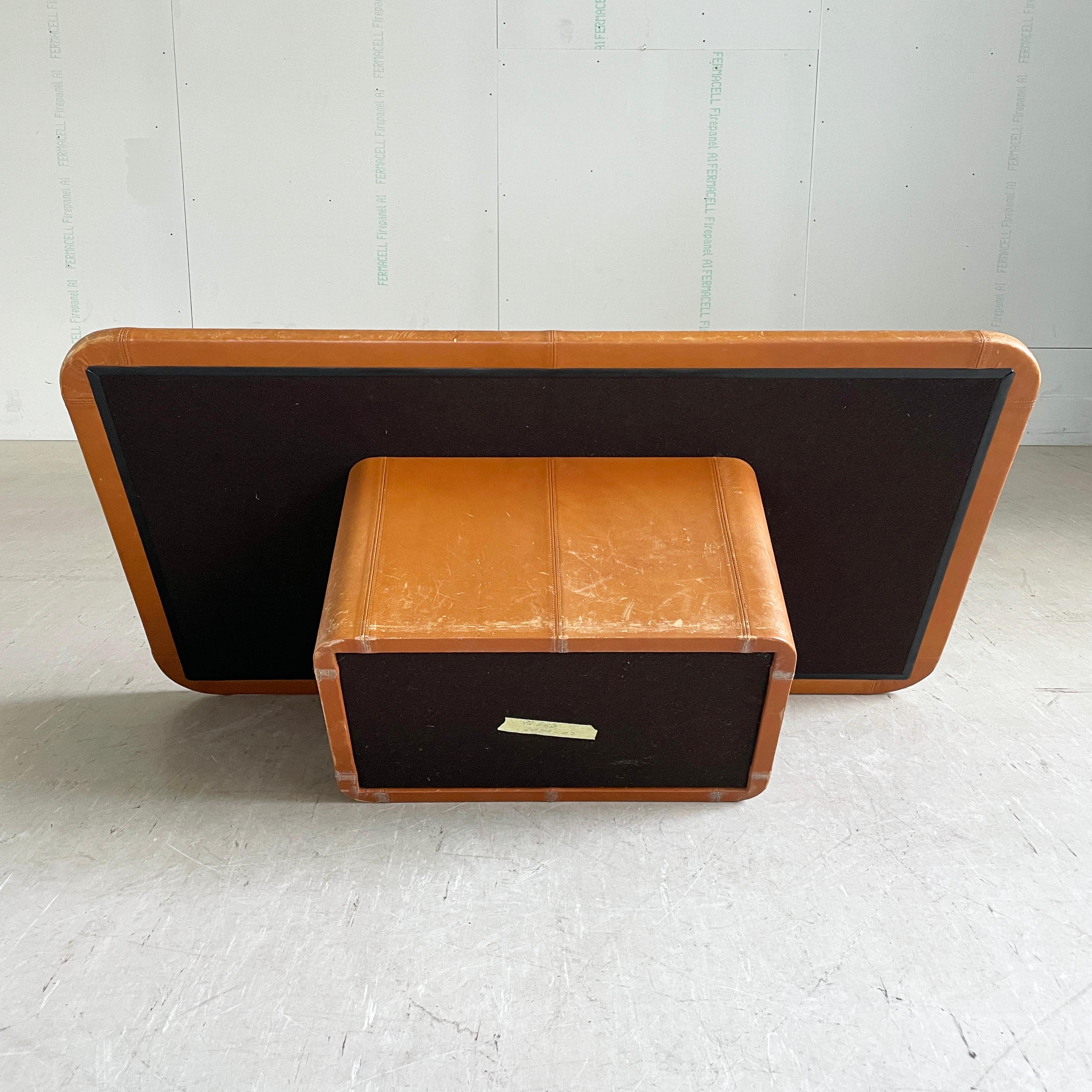 1970's Swiss DeSede DS-66 Floating Leather & Mirrored Glass Lounge Table For Sale 9