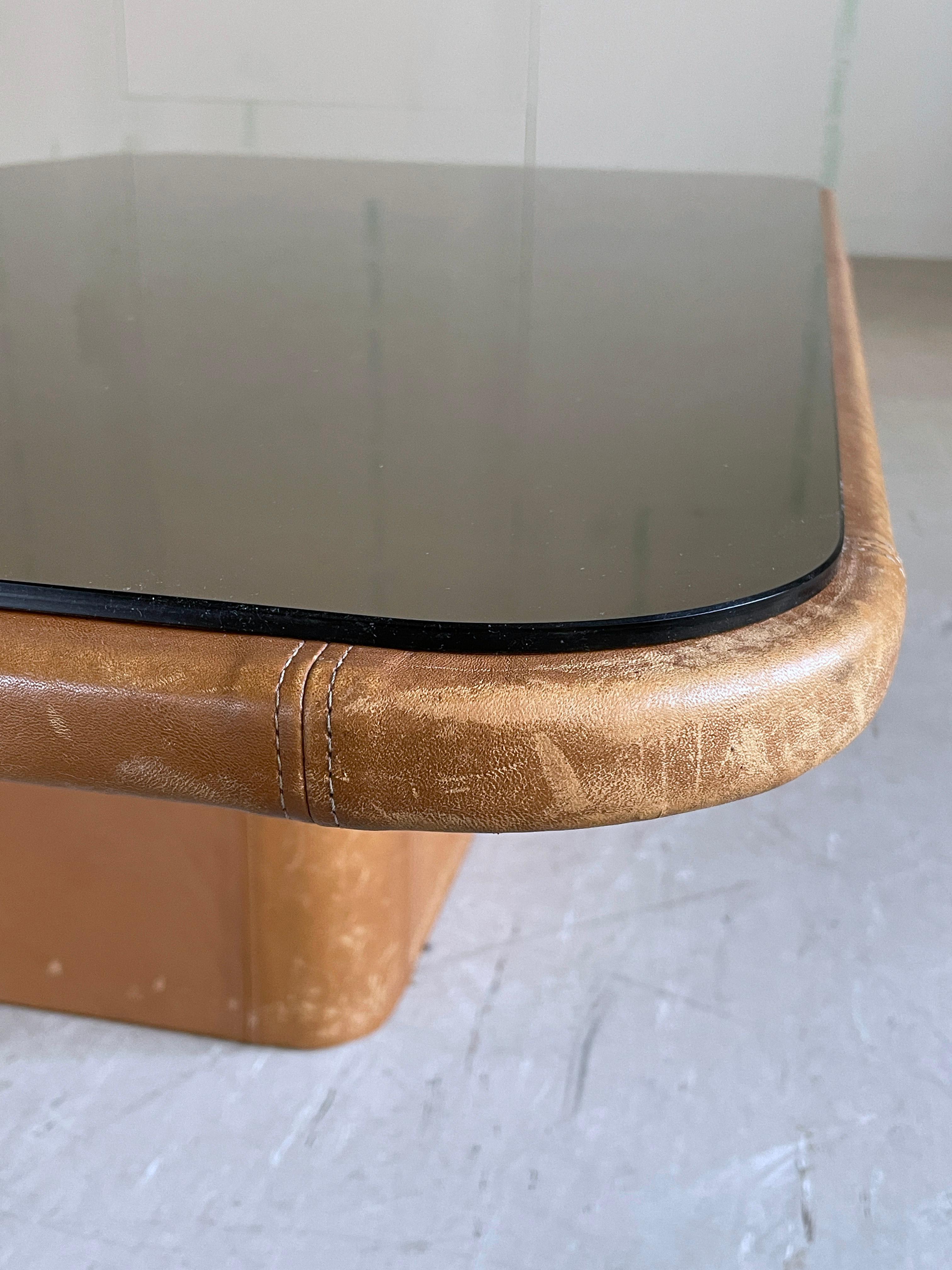 1970's Swiss DeSede DS-66 Floating Leather & Mirrored Glass Lounge Table For Sale 11