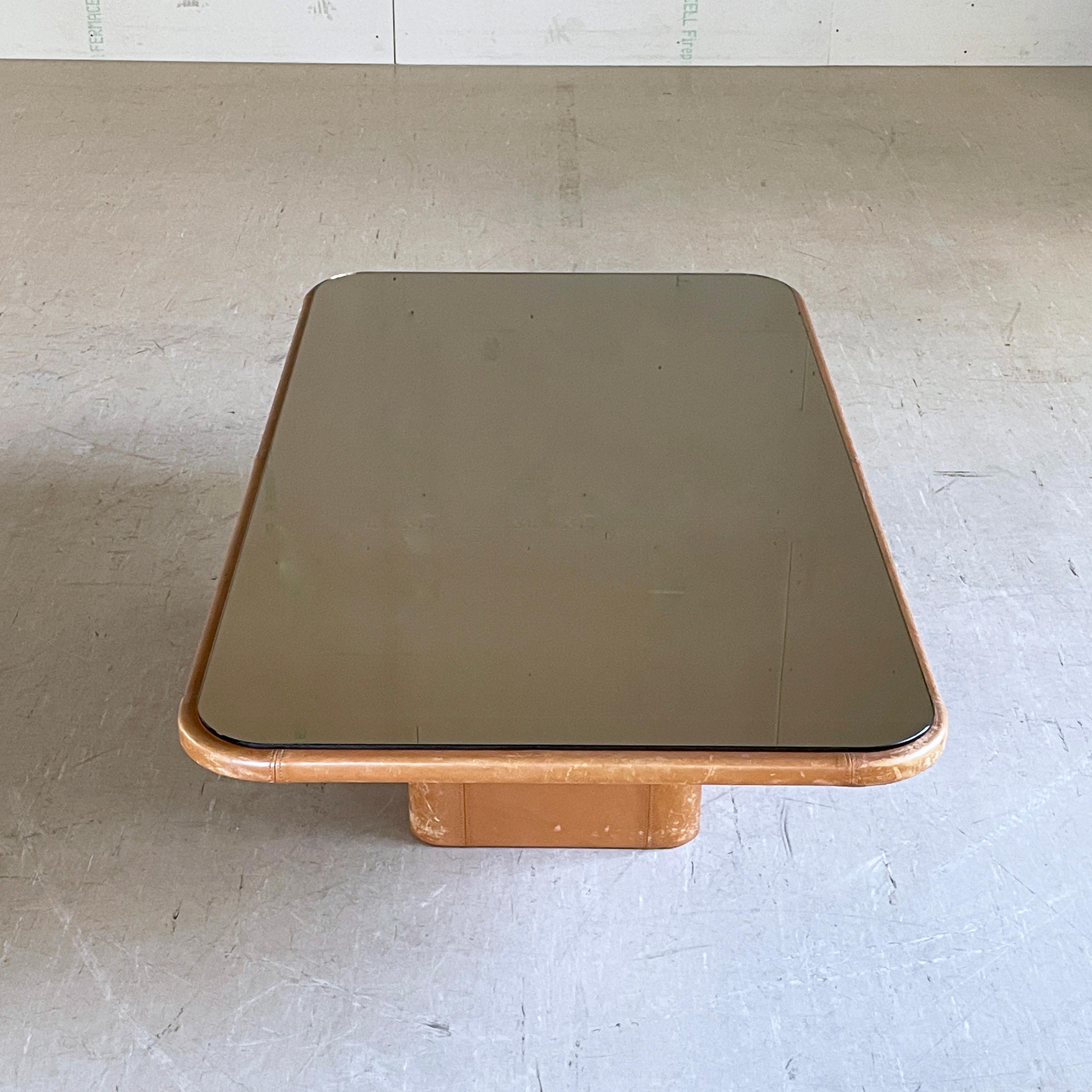 1970's Swiss DeSede DS-66 Floating Leather & Mirrored Glass Lounge Table For Sale 2