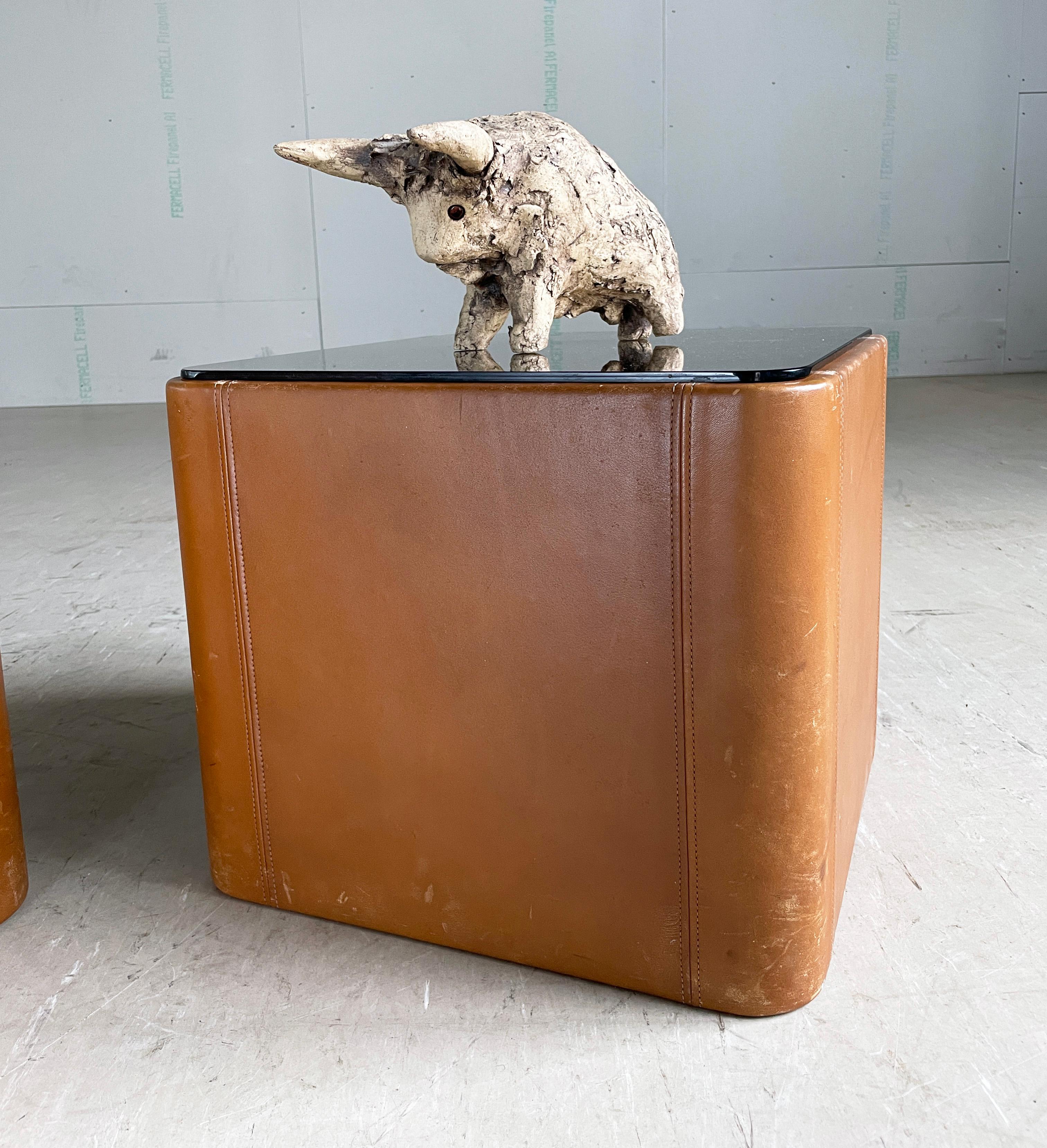 1970's Swiss DeSede DS-66 Floating Leather & Mirrored Glass Side / Coffee Table For Sale 3