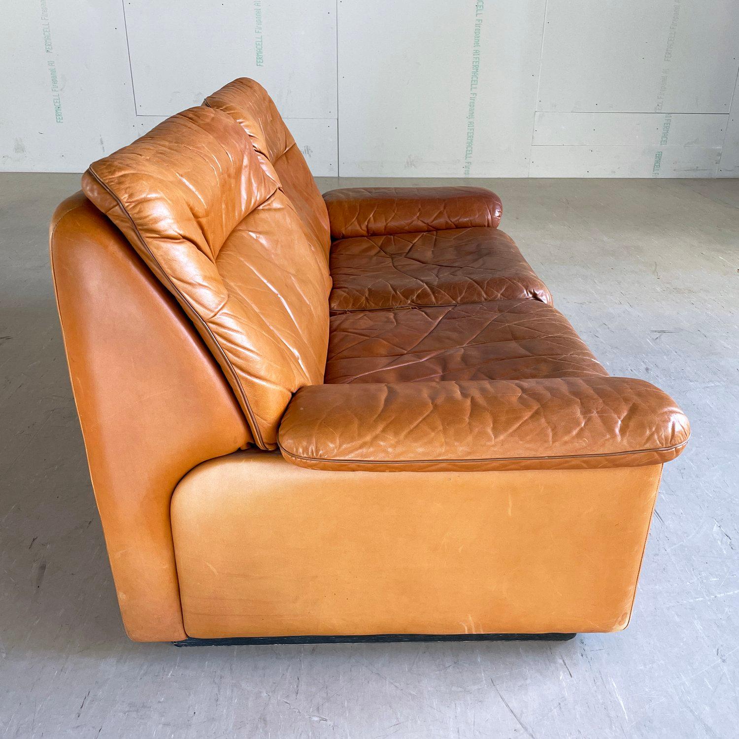 Sofá suizo DeSede DS-66 de cuero de los años 70 en venta 2
