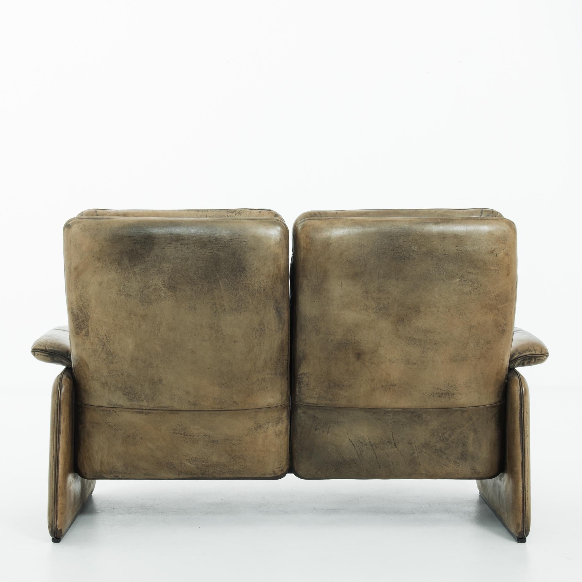 Mid-Century Modern 1970s Swiss Leather Sofa by De Sede