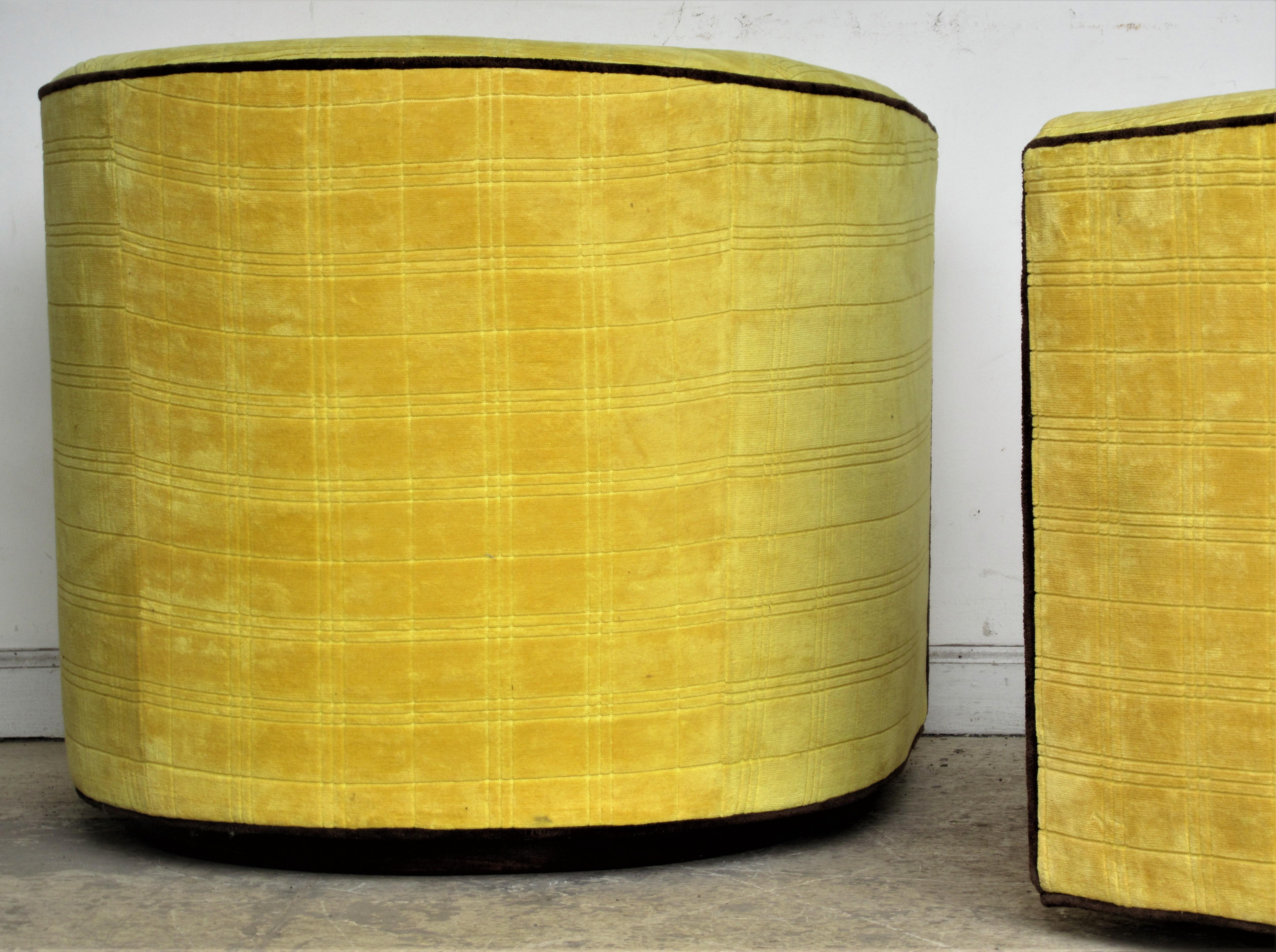 1970s Swivel Barrel Chairs in the style of Milo Baughman In Good Condition In Rochester, NY