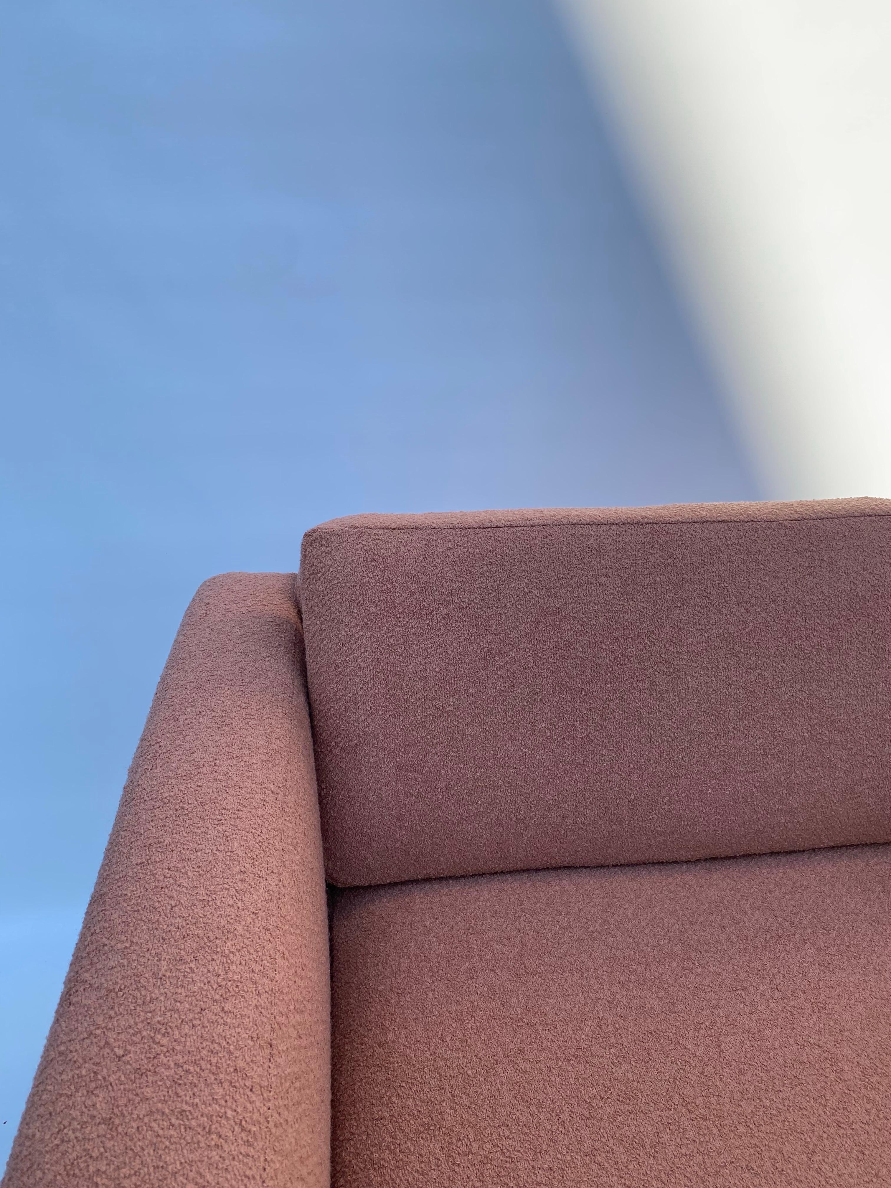 1970er Jahre Drehbarer Würfelsessel Chrom Pfirsich Boucle Vintage Midcentury Postmodern im Angebot 5