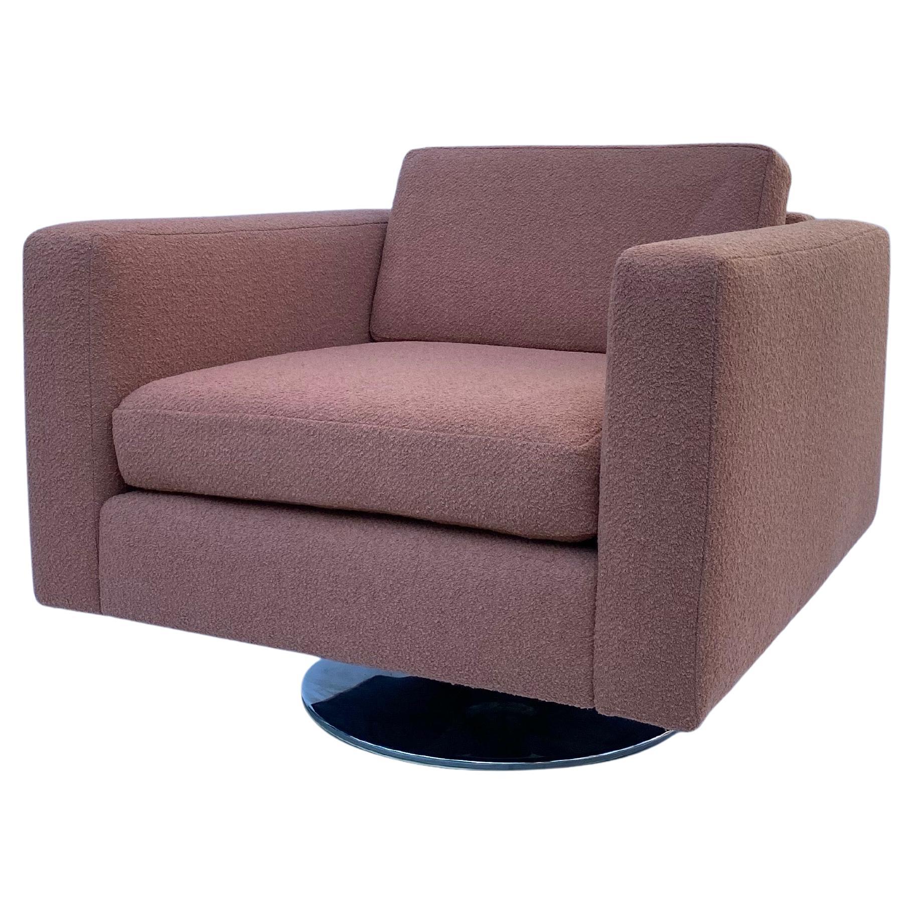 1970er Jahre Drehbarer Würfelsessel Chrom Pfirsich Boucle Vintage Midcentury Postmodern im Angebot