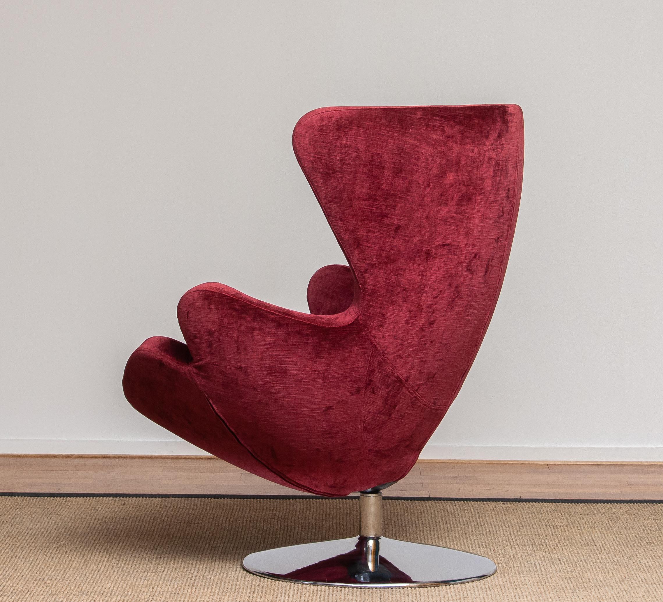 Swedish 1970s Swivel Lounge Egg Chair on Chrome Stand in Bordeaux Red