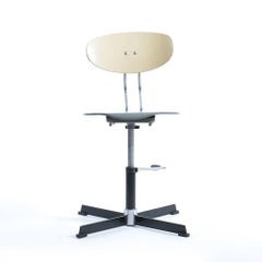 1970s Swivel Office Chair by Kovona in Wood and Chrome