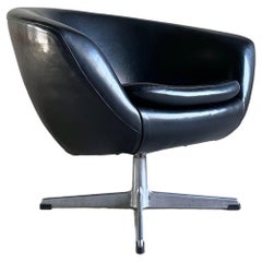 1970s Swivel ‘Pod’ Chair by Overman, Sweden