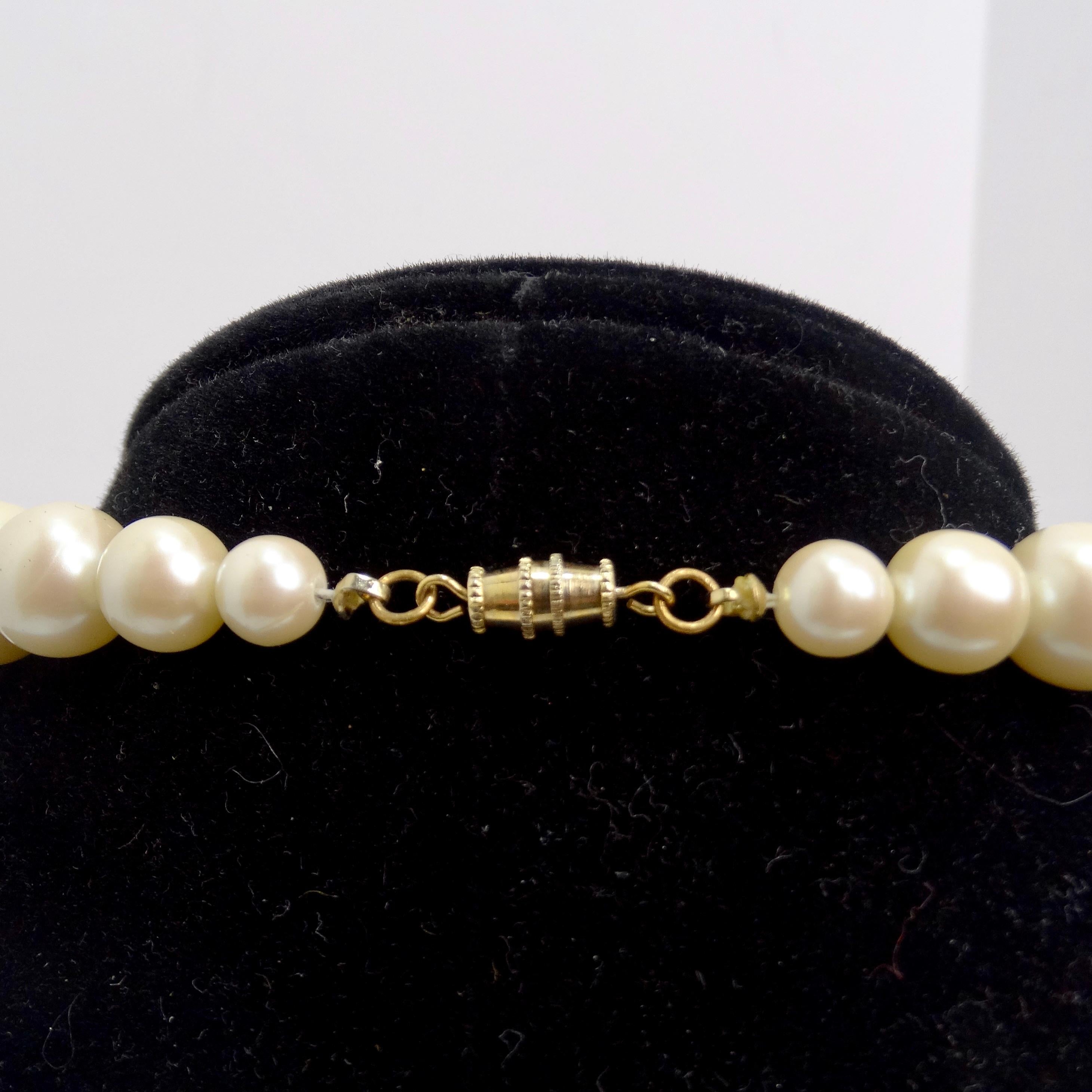Women's or Men's 1970s Synthetic Pearl Beaded Necklace For Sale