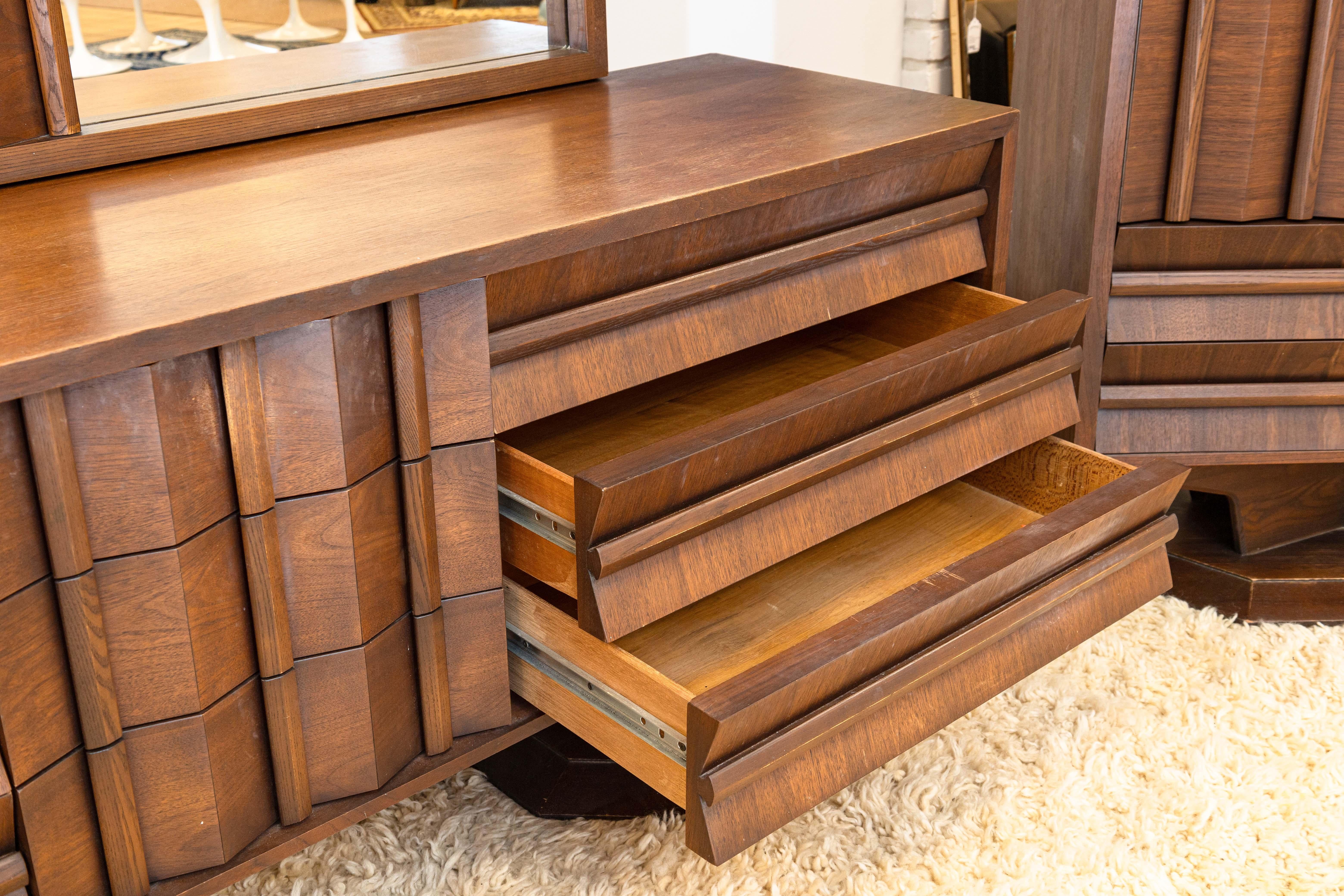 1970s Tabago Furniture Co Brutalist Walnut Wood 6 Piece Queen Bedroom Set 4