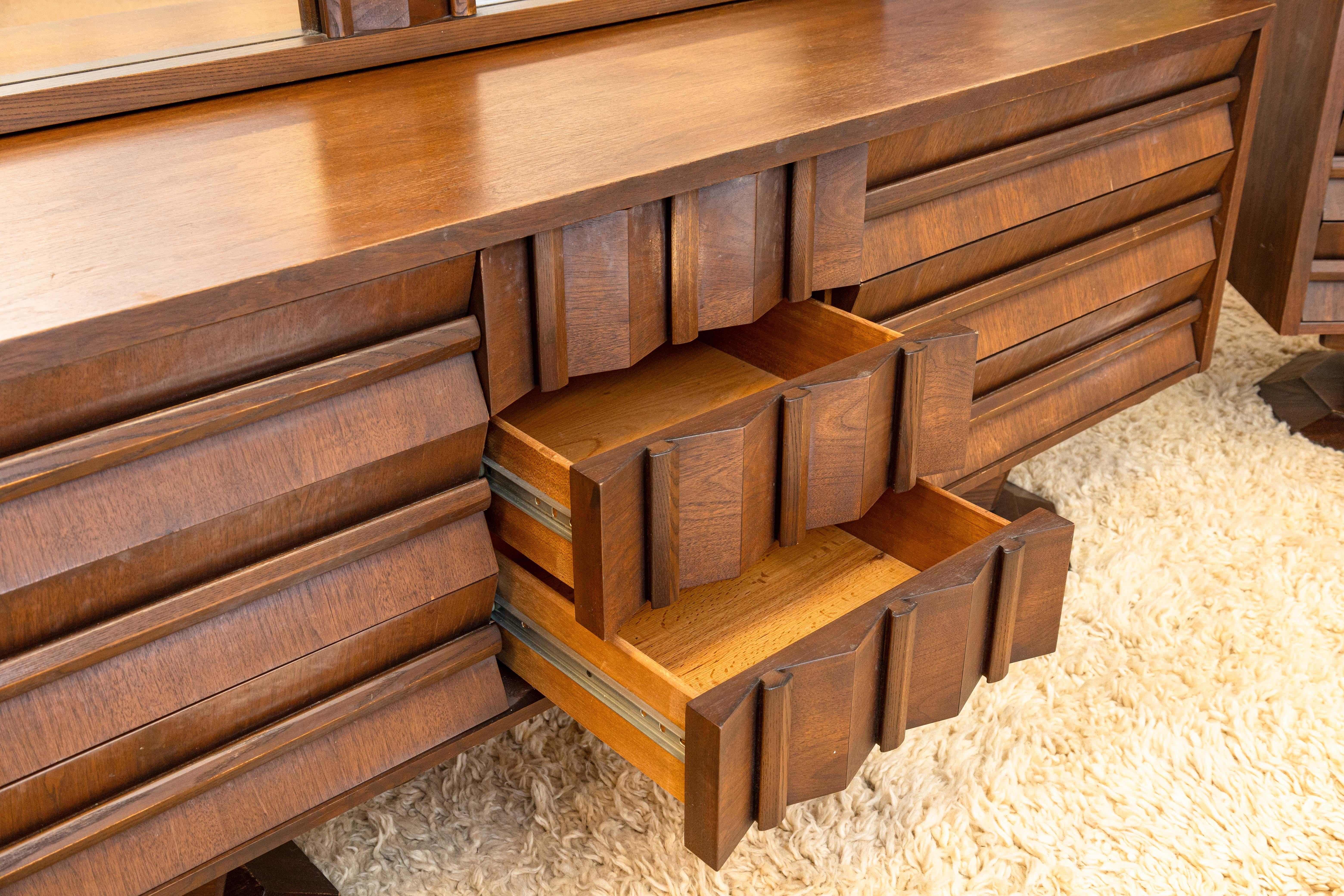 1970s Tabago Furniture Co Brutalist Walnut Wood 6 Piece Queen Bedroom Set 5