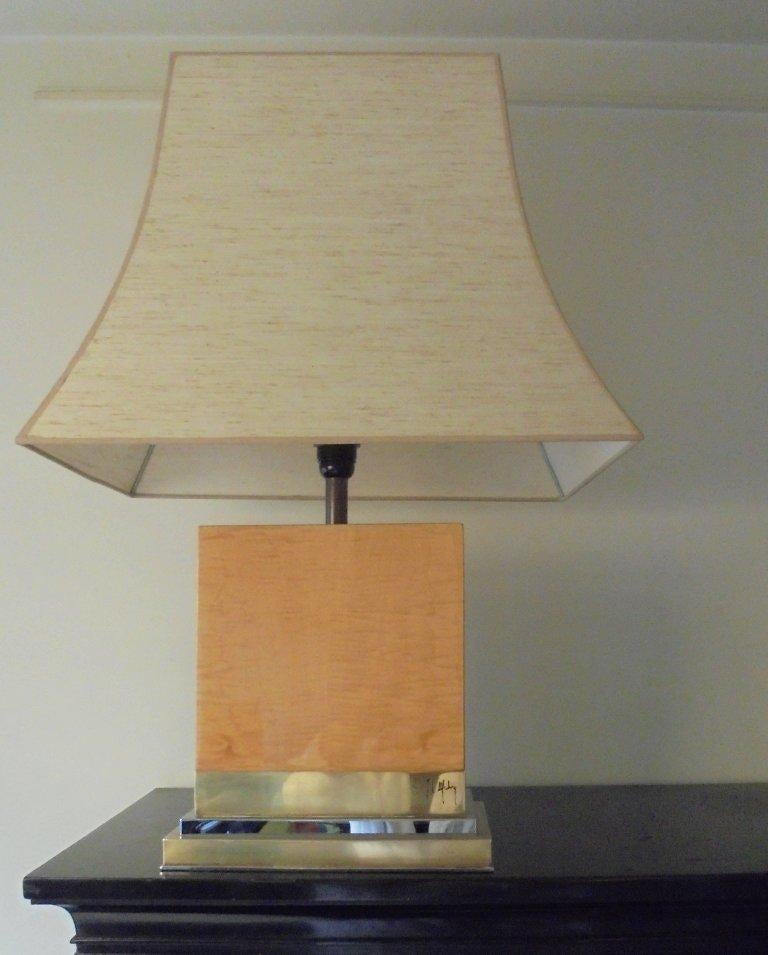 1970er Tischlampe von J. Claude Mahey, Frankreich (Messing) im Angebot