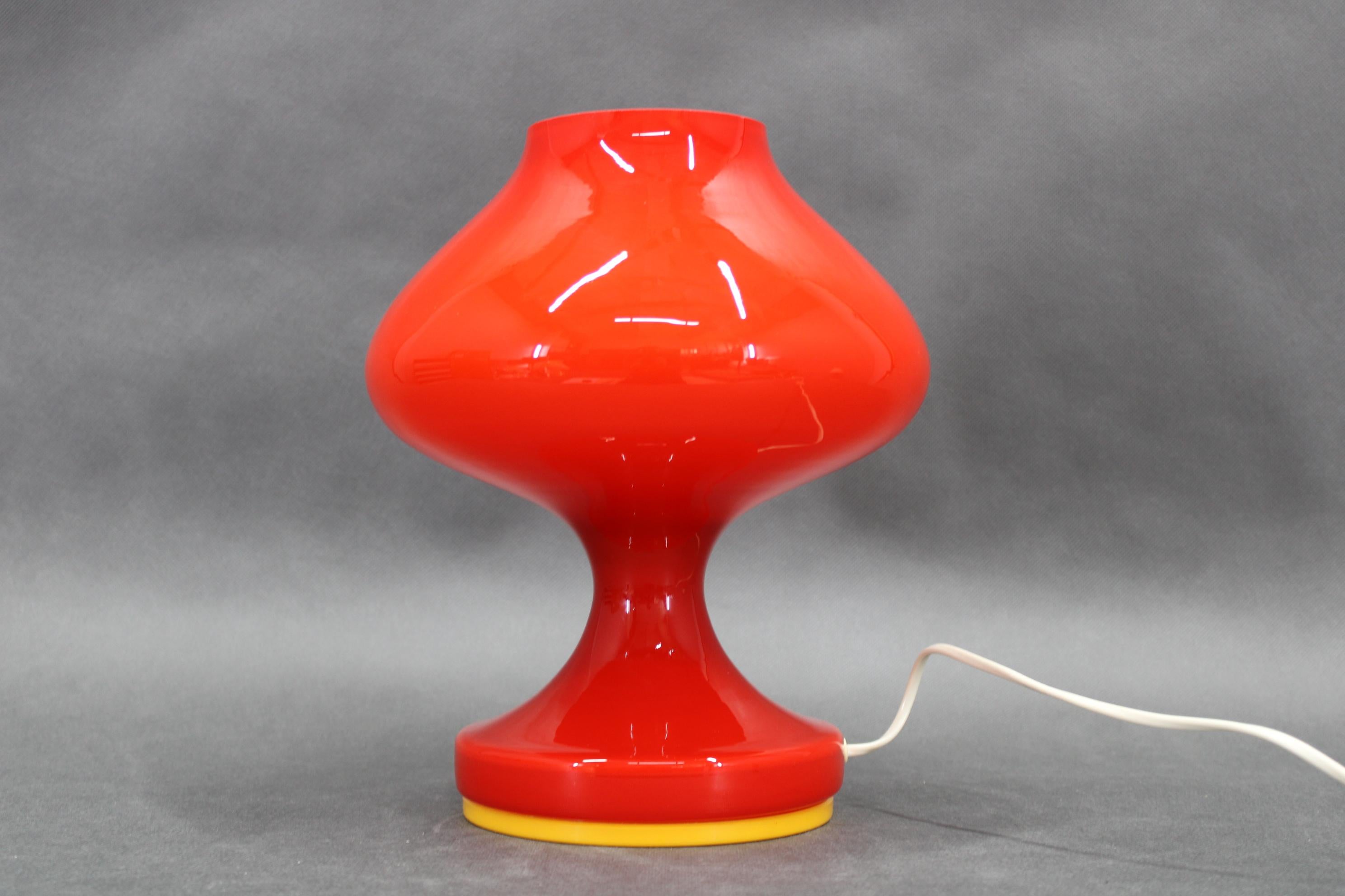 Mid-Century Modern 1970s Table Lamp by Stepan Tabera For Sale