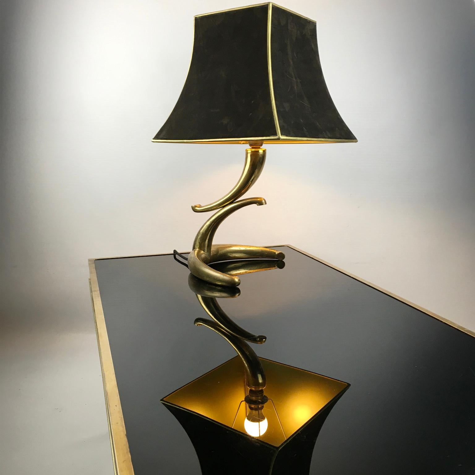 French 1970s Table Lamp in Solid Brass Horns Shape with Velvet Lampshade, France For Sale
