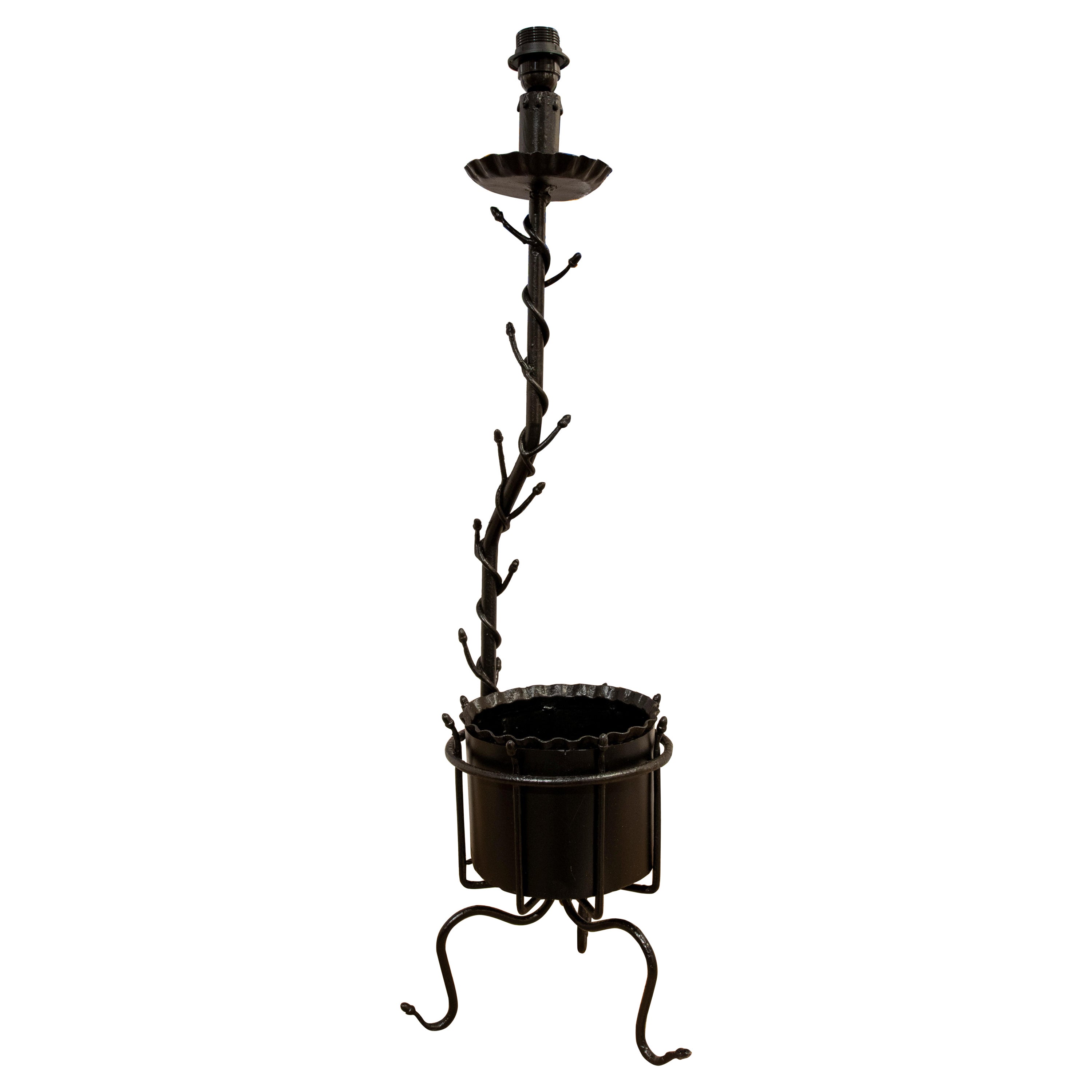 Lampe de table ou de sol des années 1970 en fer et décorée de fleurs