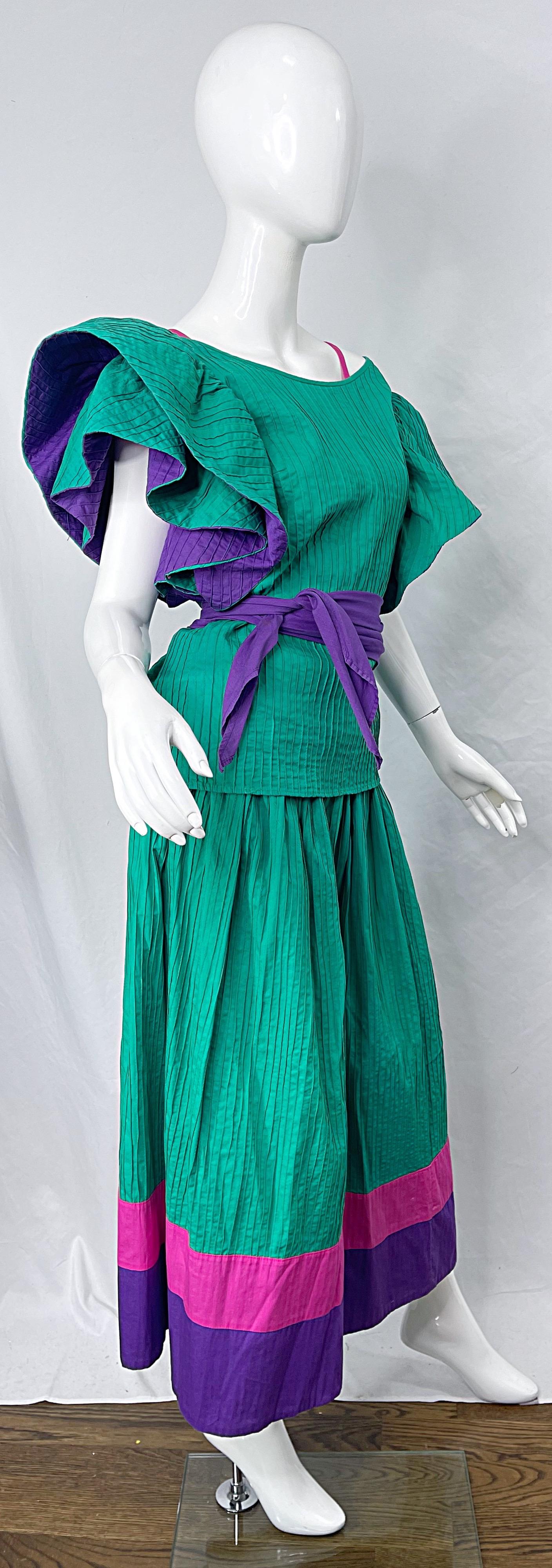 1970s Tachi Castillo 4 Piece Green Purple Pink Cotton Vintage 70s Dress Ensemble For Sale 2