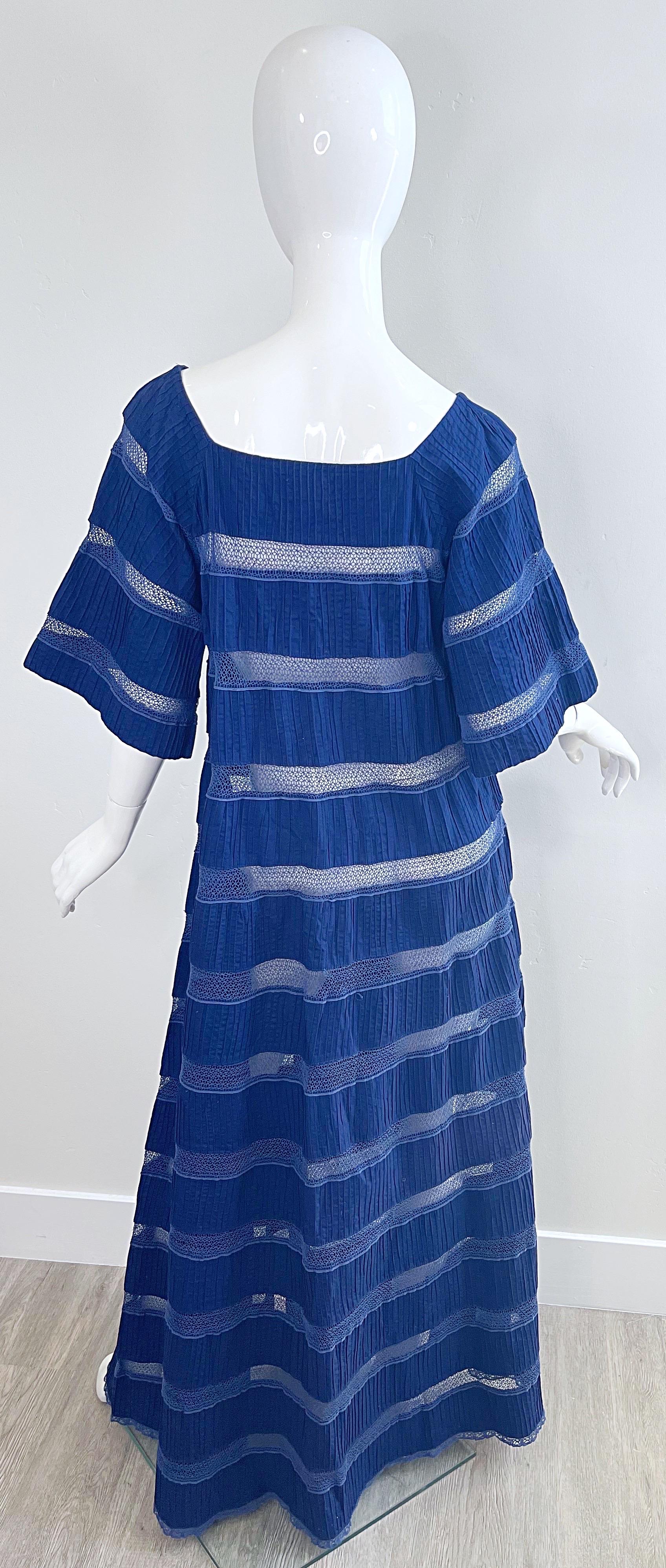 1970s Tachi Castillo for Pan American Phoenix Navy Blue Crochet 70s Maxi Dress For Sale 8