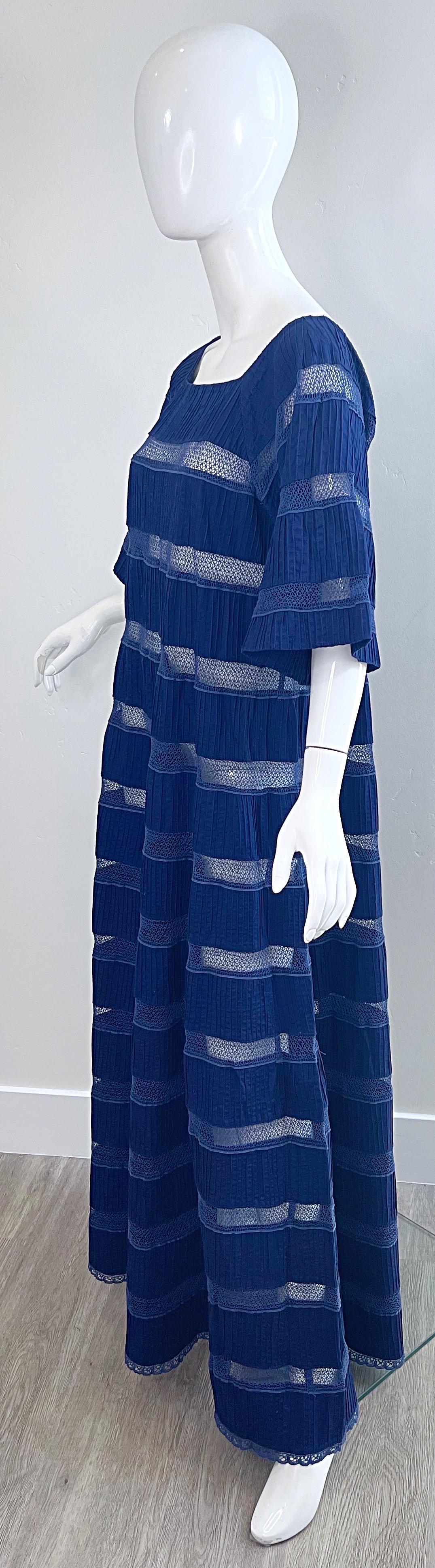 1970s Tachi Castillo for Pan American Phoenix Navy Blue Crochet 70s Maxi Dress For Sale 3