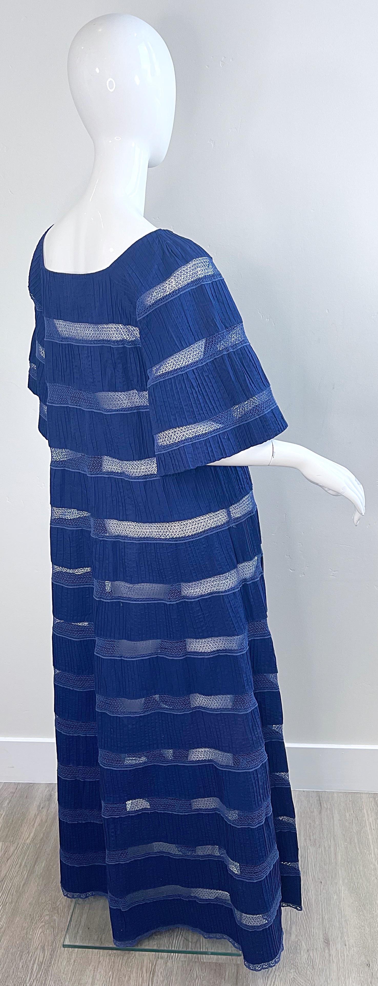 1970s Tachi Castillo for Pan American Phoenix Navy Blue Crochet 70s Maxi Dress For Sale 4