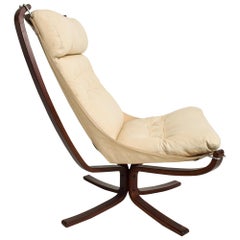 1970 Grande chaise Falcon Sigurd Ressell pour Vatne Møbler Cuir ivoire Norvège