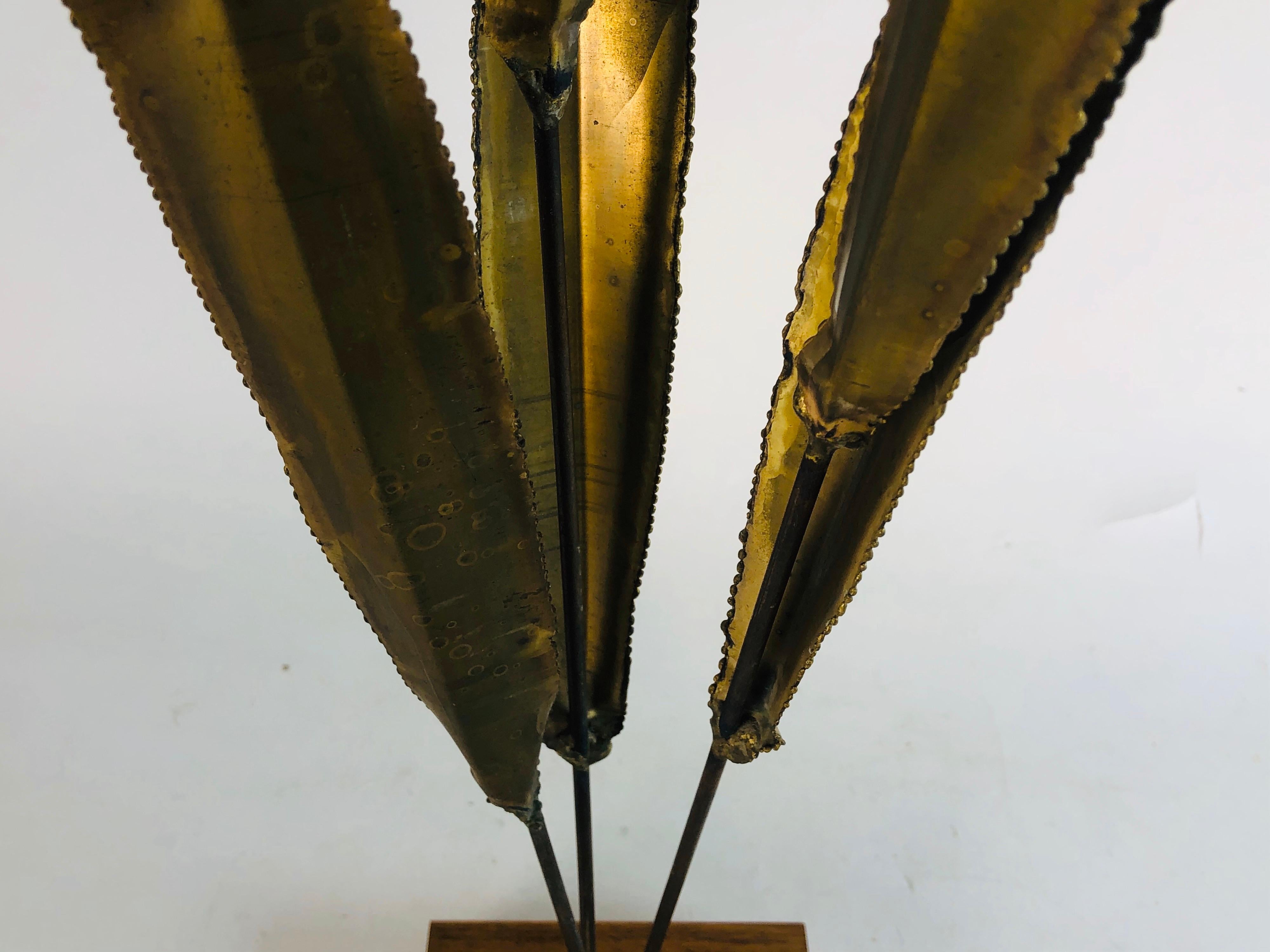 1970s Tall Metal Cat Tail Sculpture For Sale 1