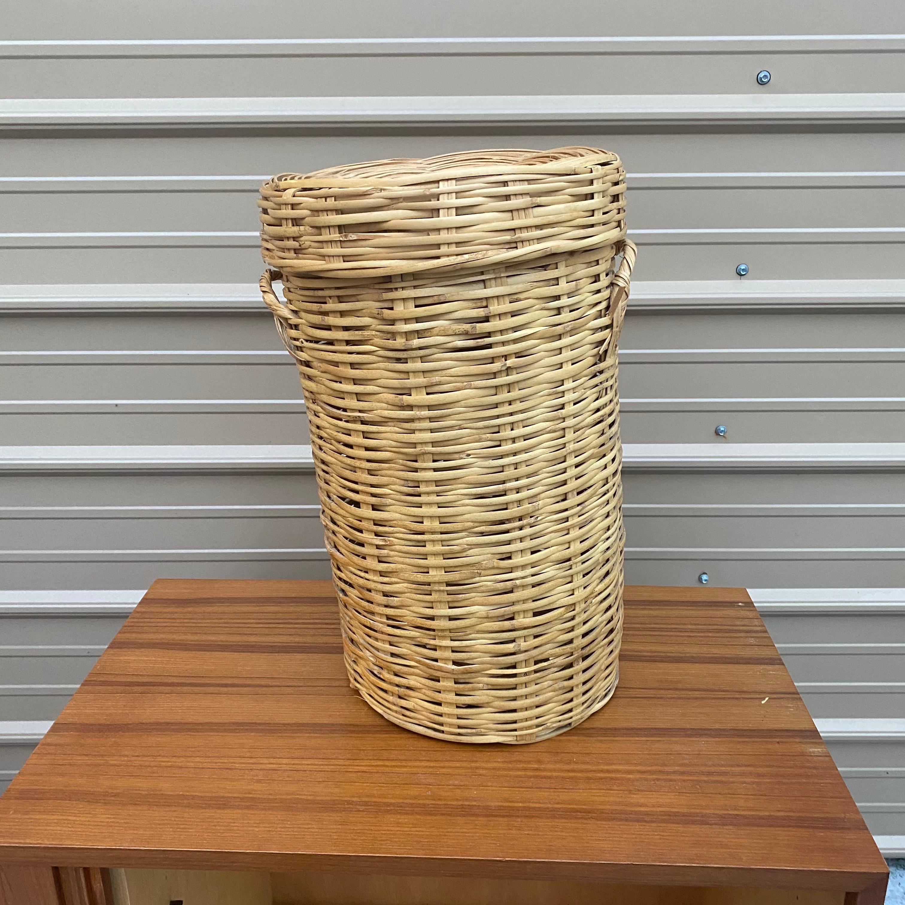 Bohemian 1970s Tall Natural Toned Basket with Lid, 2 Pieces For Sale