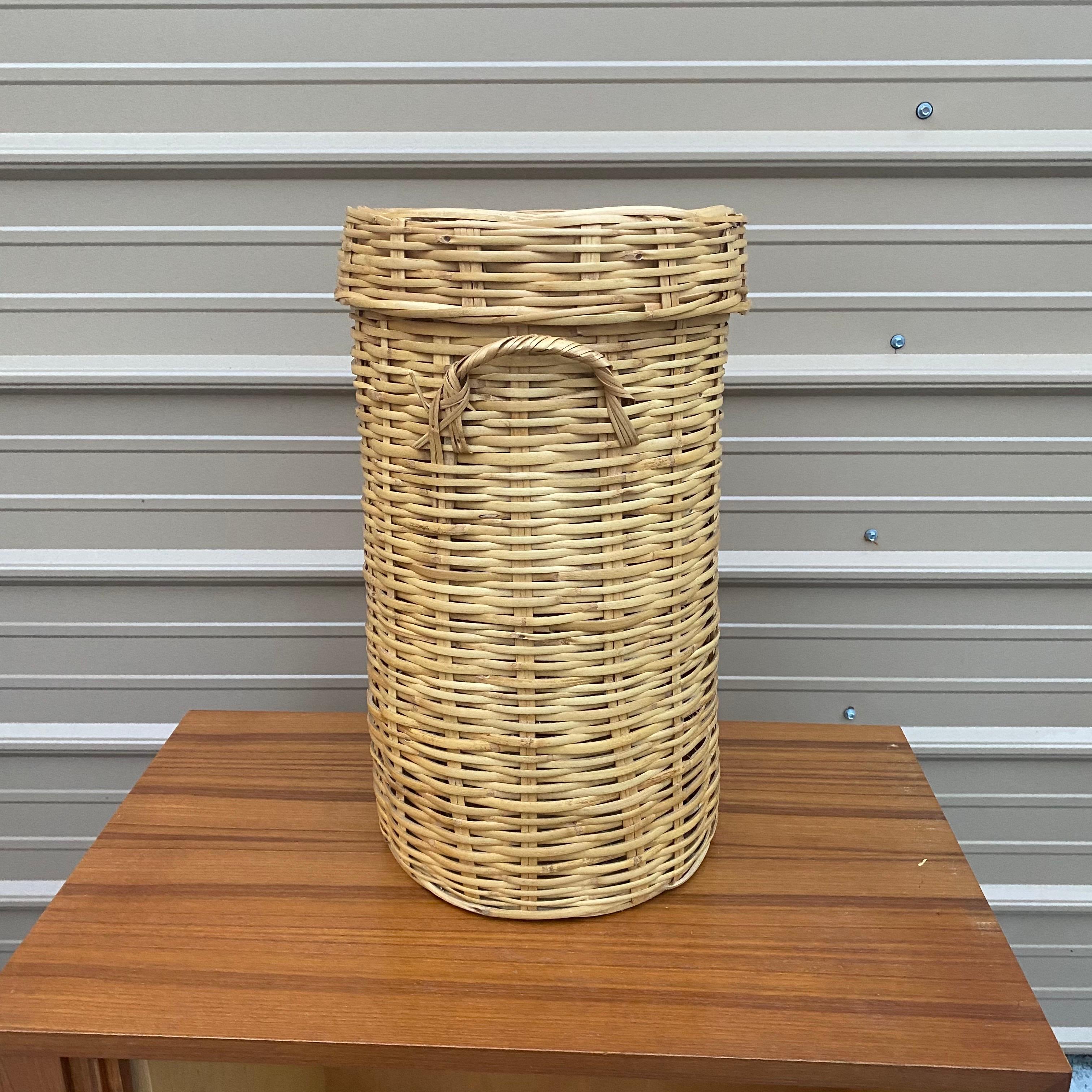 Pacific Islands 1970s Tall Natural Toned Basket with Lid, 2 Pieces For Sale