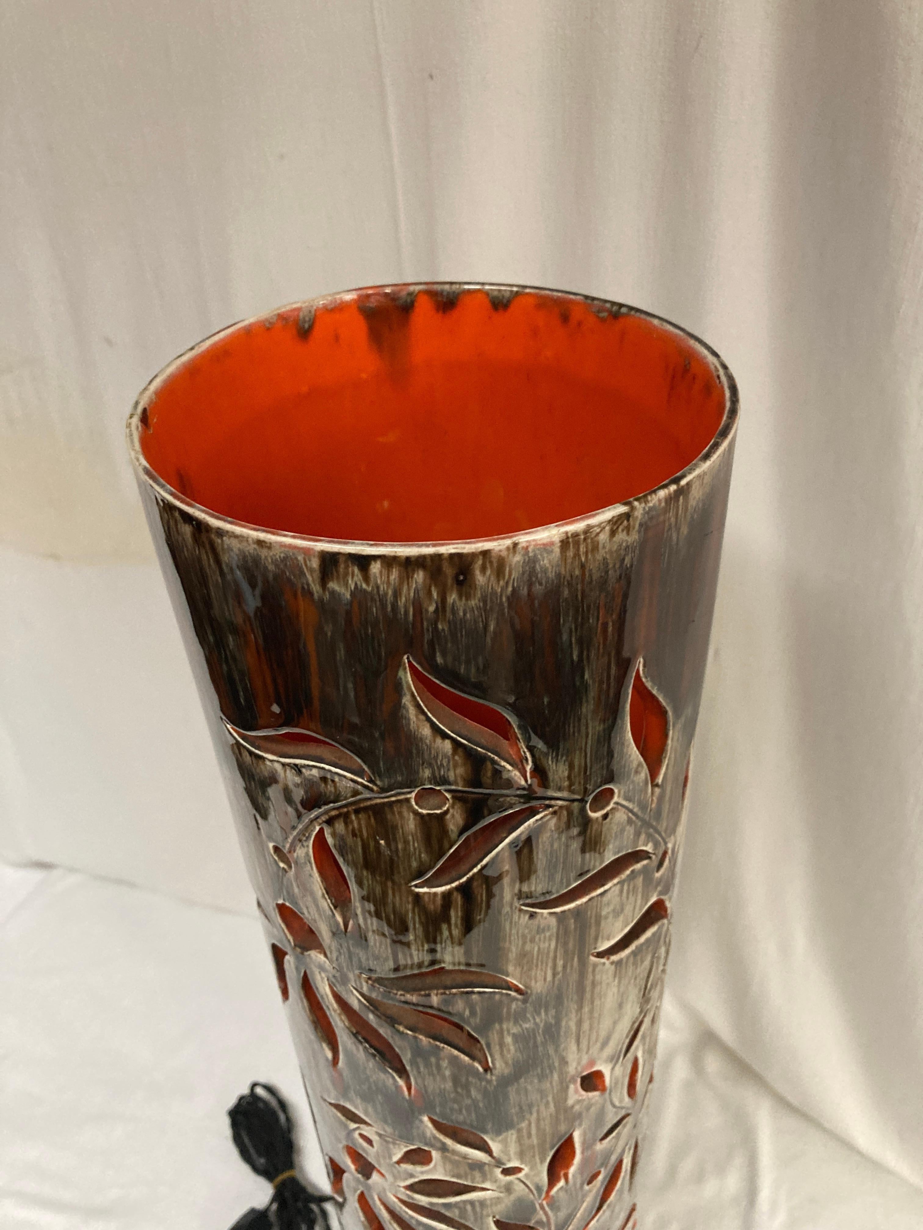 Lámpara alta de cerámica Studio Pottery, años 70, de Vallauris Francés en venta