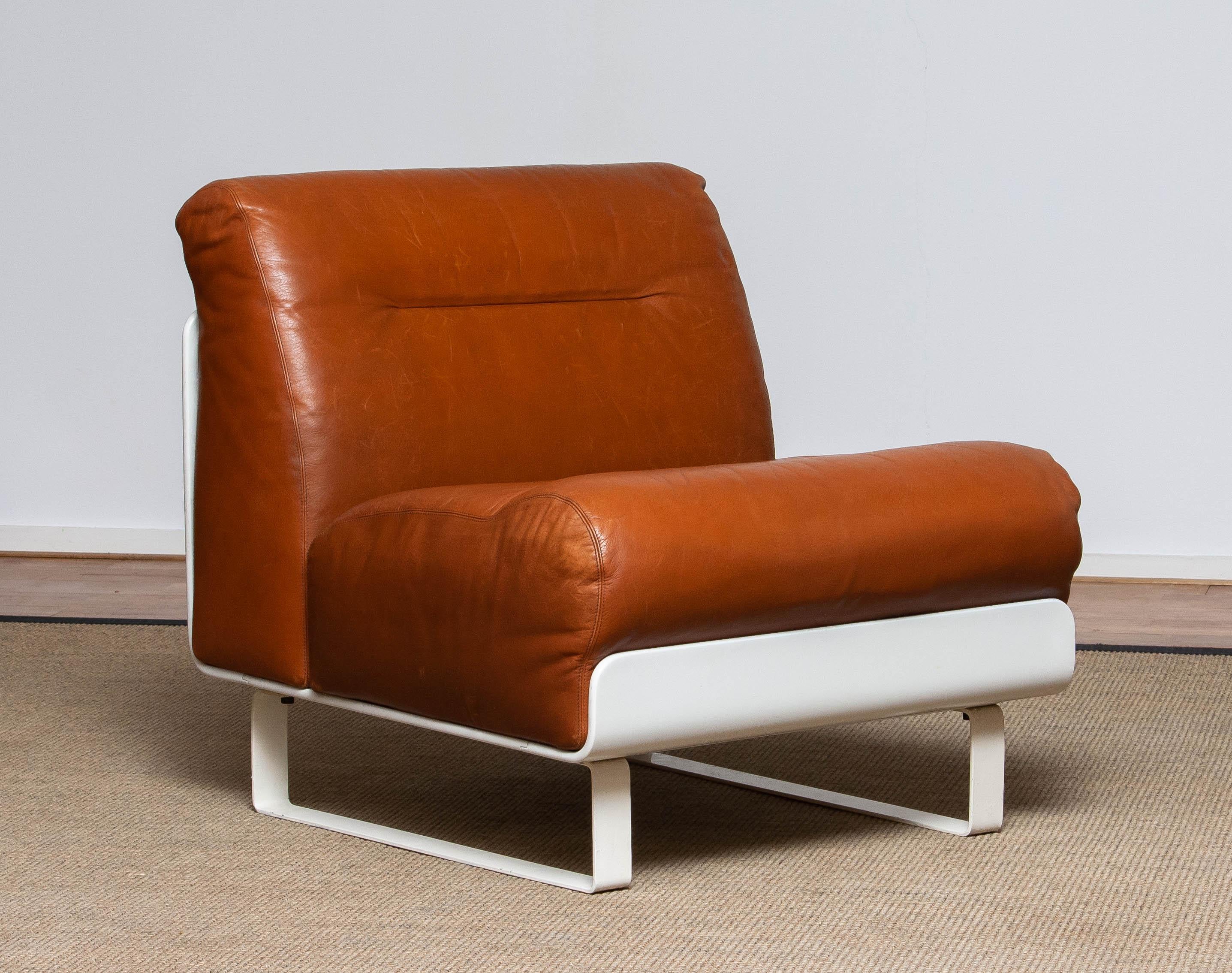 Space Age 1970's Tan / Cognac Leather Lounge / Club Chair with White Shell 'Orbis' by COR For Sale