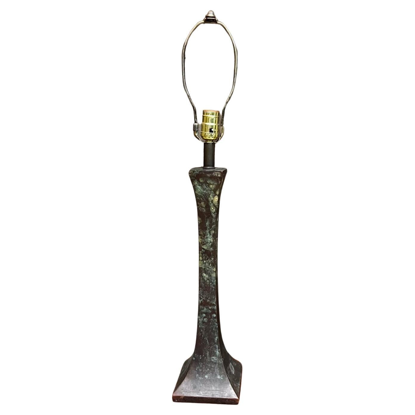 Lampe de table effilée des années 1970 en bronze Stewart Ross James pour Hansen en vente