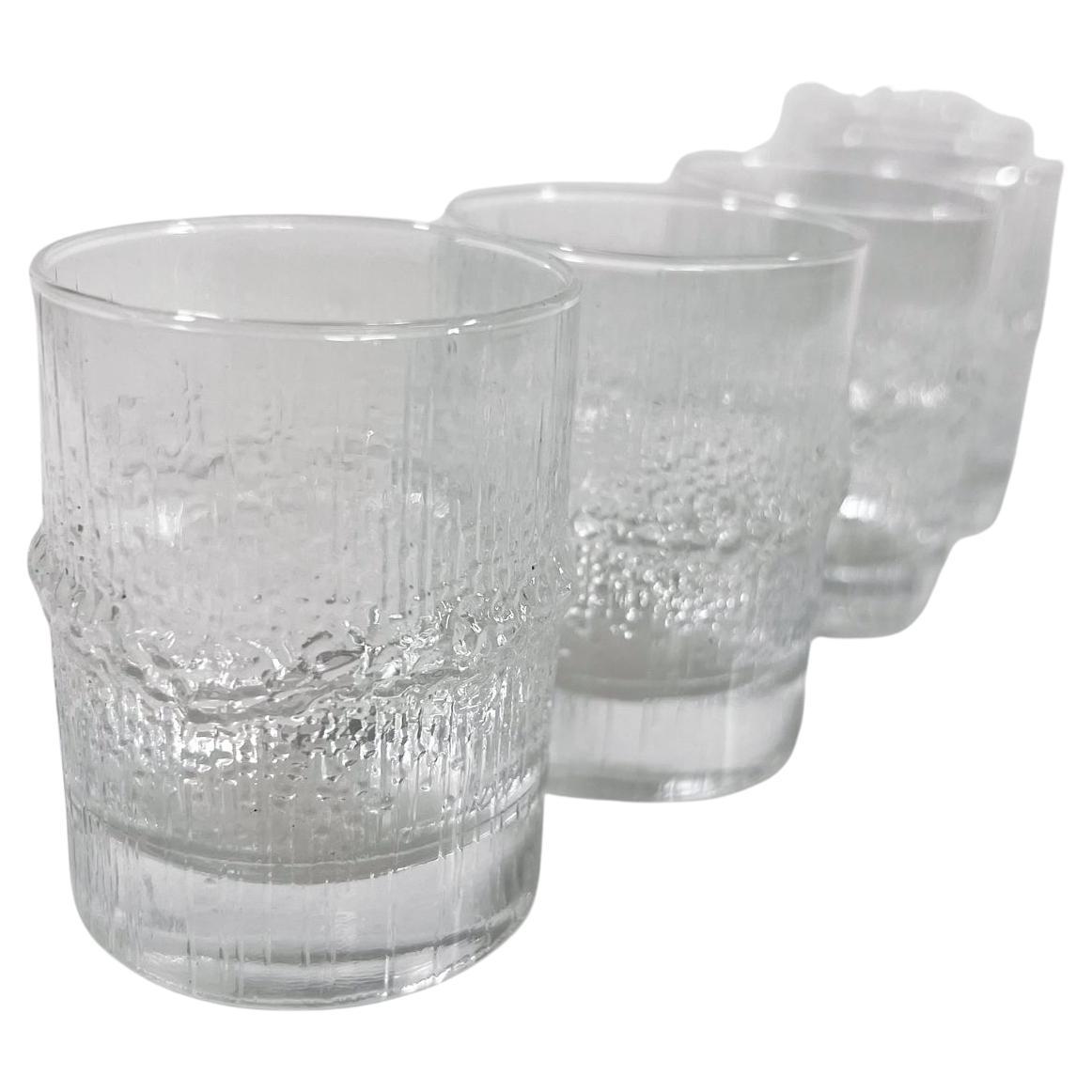 1970 Tapio Wirkkala Juego de 5 vasos de chupito de licor Niva Iittala Finlandia
2,75 h x 2,25 de diámetro
Juego de cinco en estado vintage seminuevo
Por favor, vea todas las imágenes.