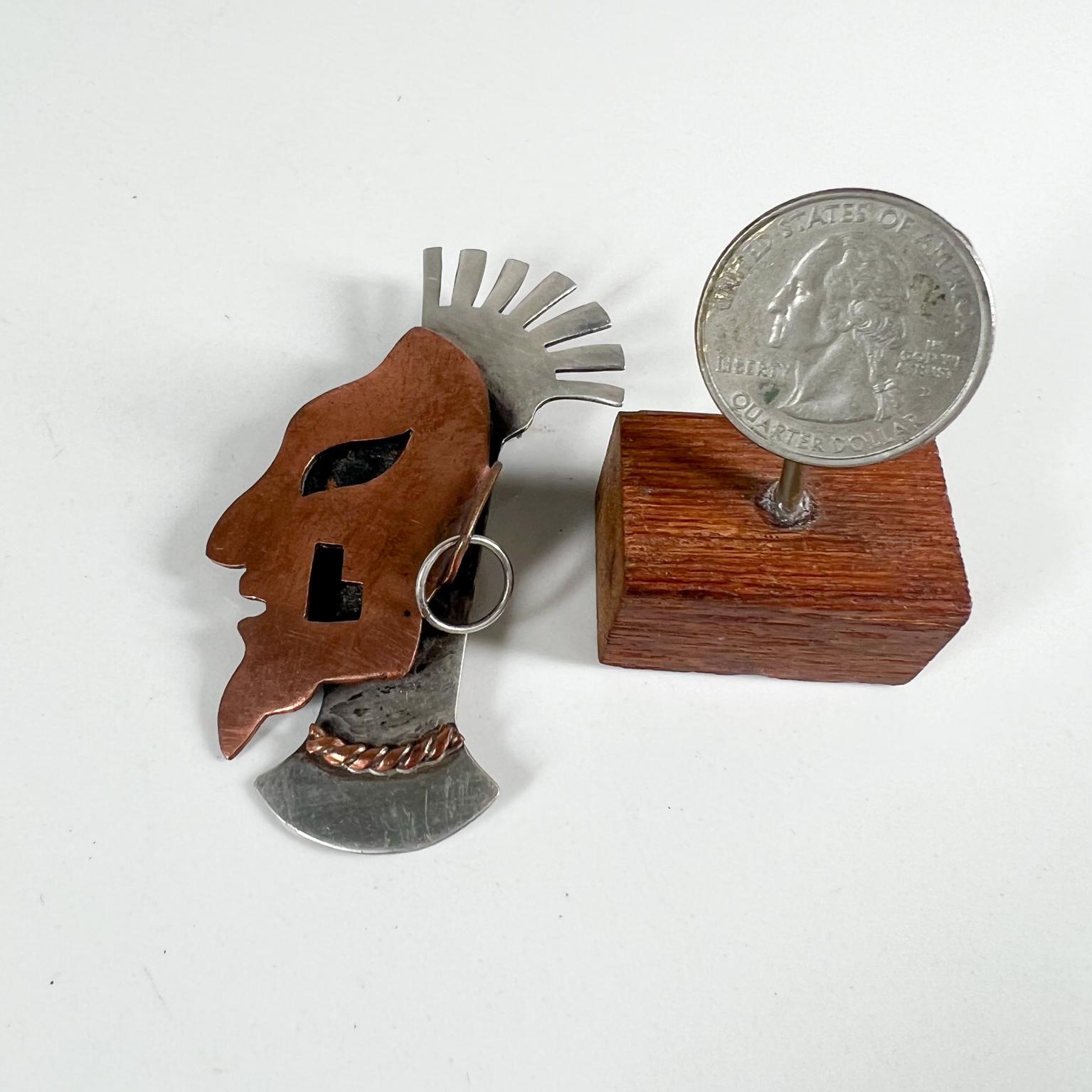 1970s Taxco Aztec Brooch Pin in Sterling Silver Mixed Metals Mexico For Sale 7