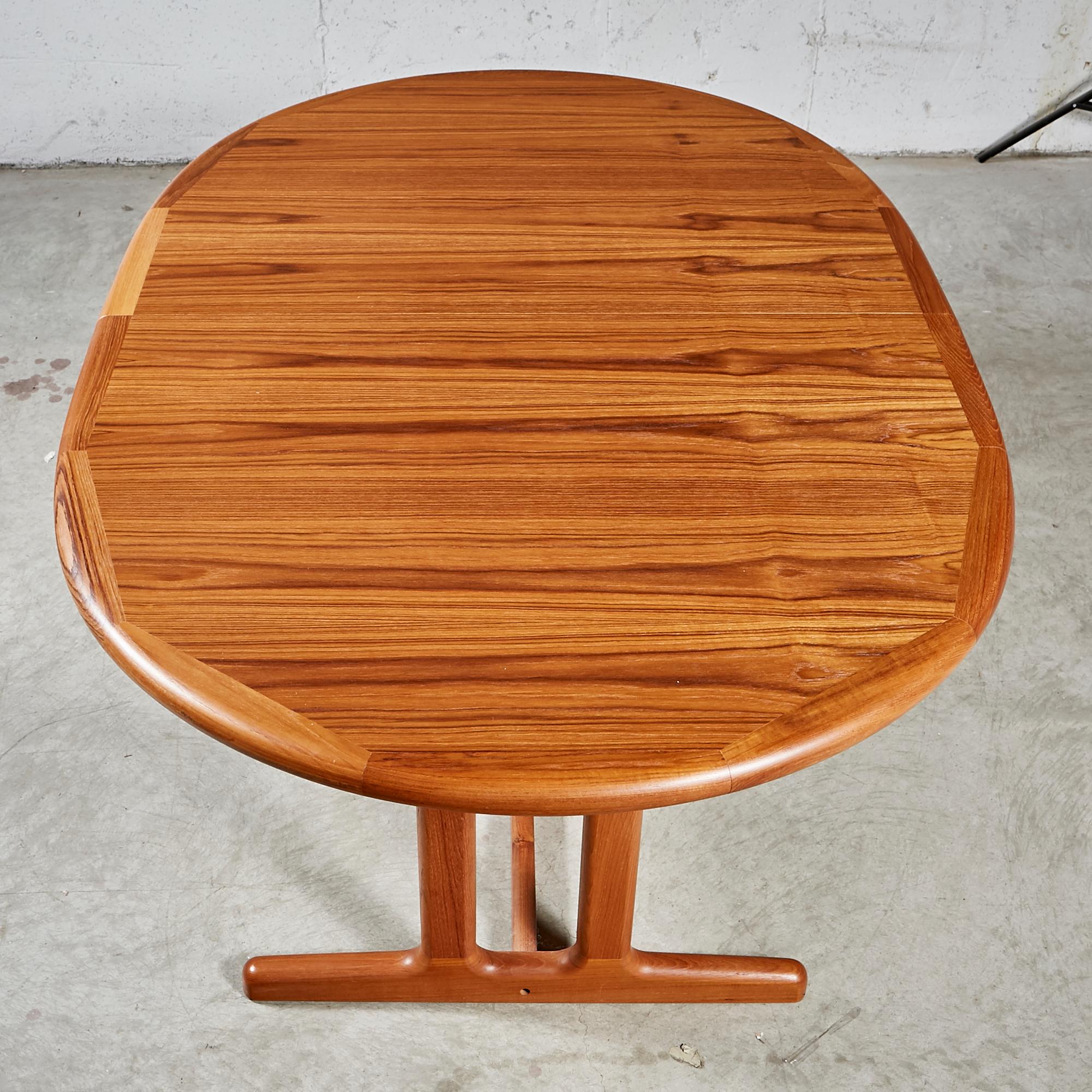 1970s kitchen table and chairs