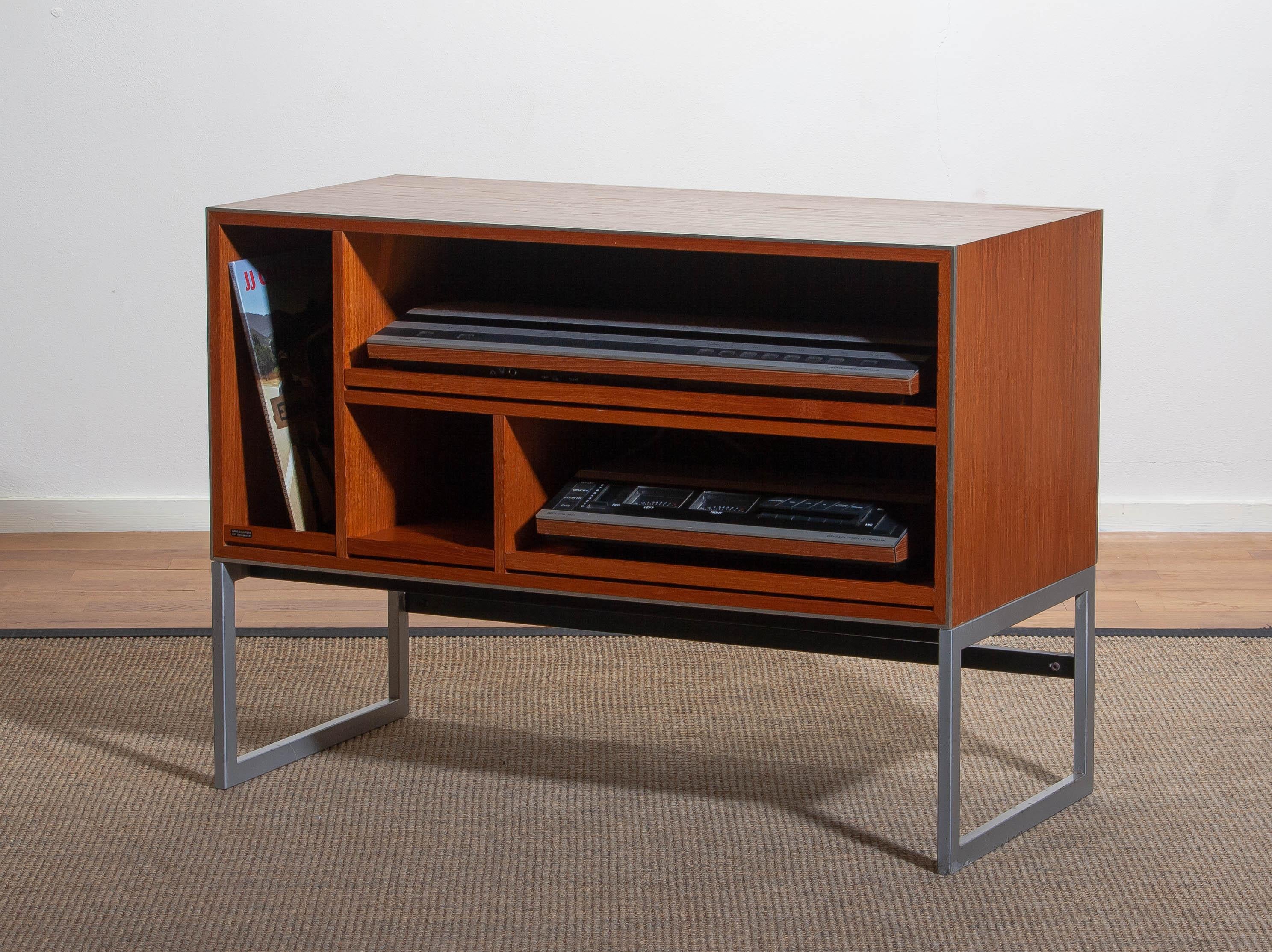 Danois Meuble audio MC30 en teck des années 1970 par Jacob Jensen pour Bang & Olufsen, Danemark