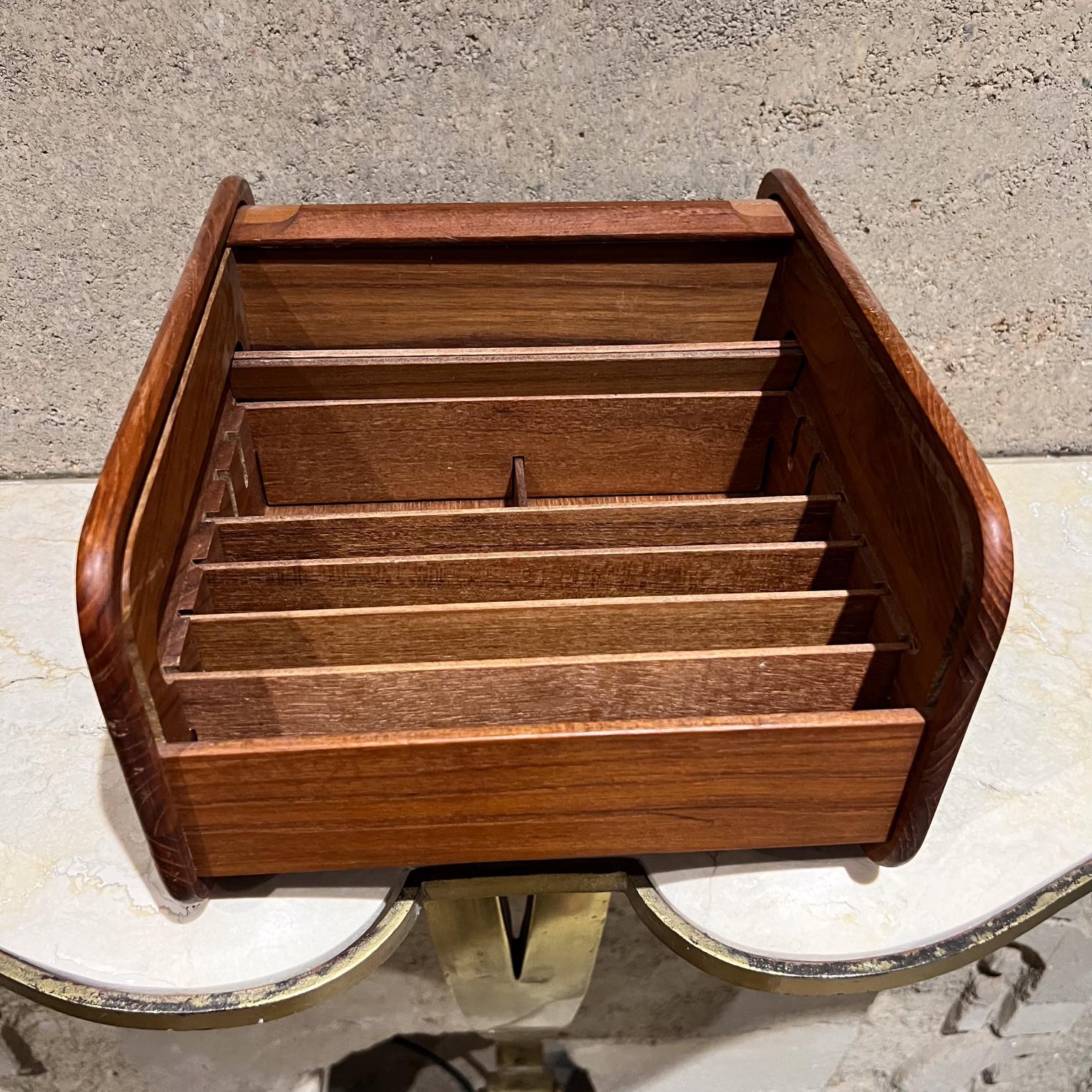 kalmar designs cd shelf