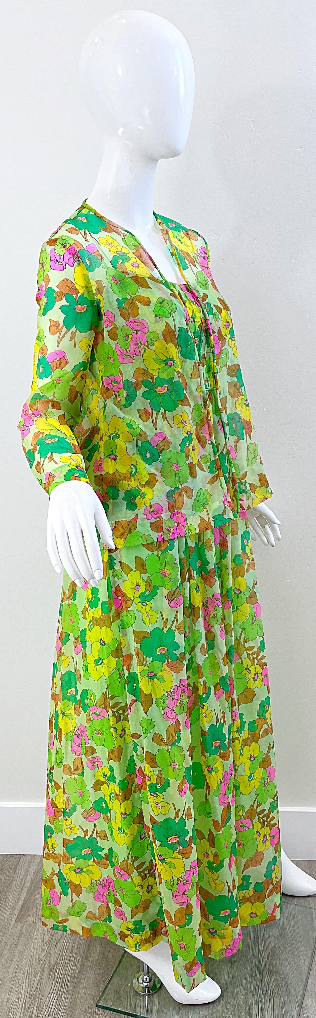 1970s Teal Traina Neon Green Silk Chiffon Vintage Maxi Dress and Shirt Jacket  For Sale 3