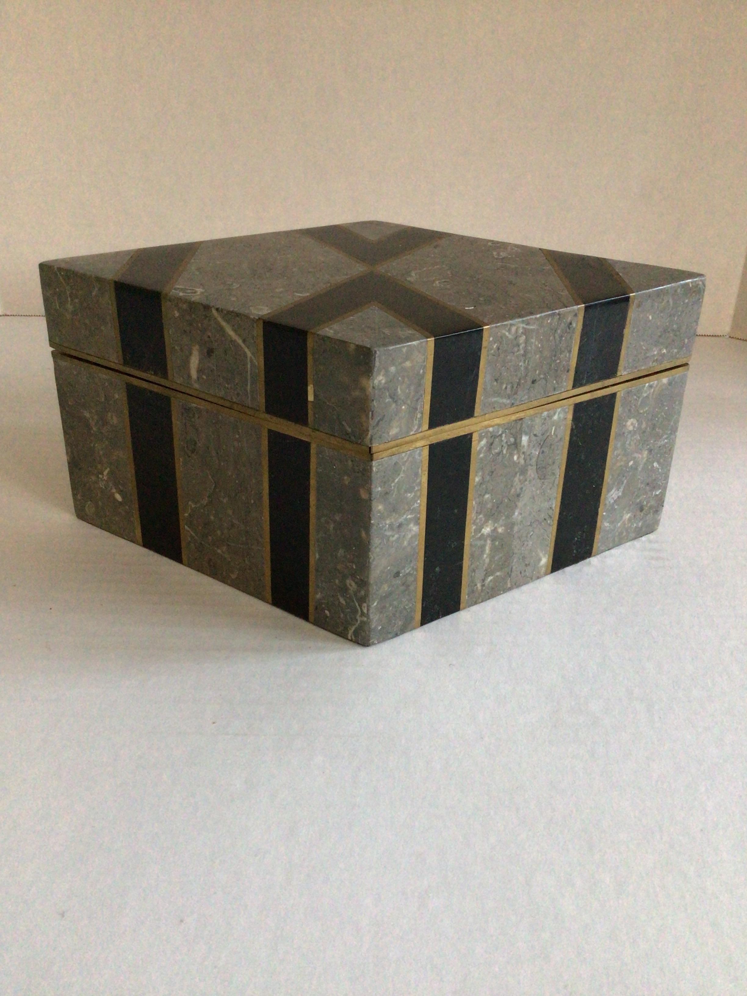 1970s Tessellated Stone and Brass Inlaid Diamond Shaped Box
Wood Interior
Unique Diamond shaped with felt padding on bottom