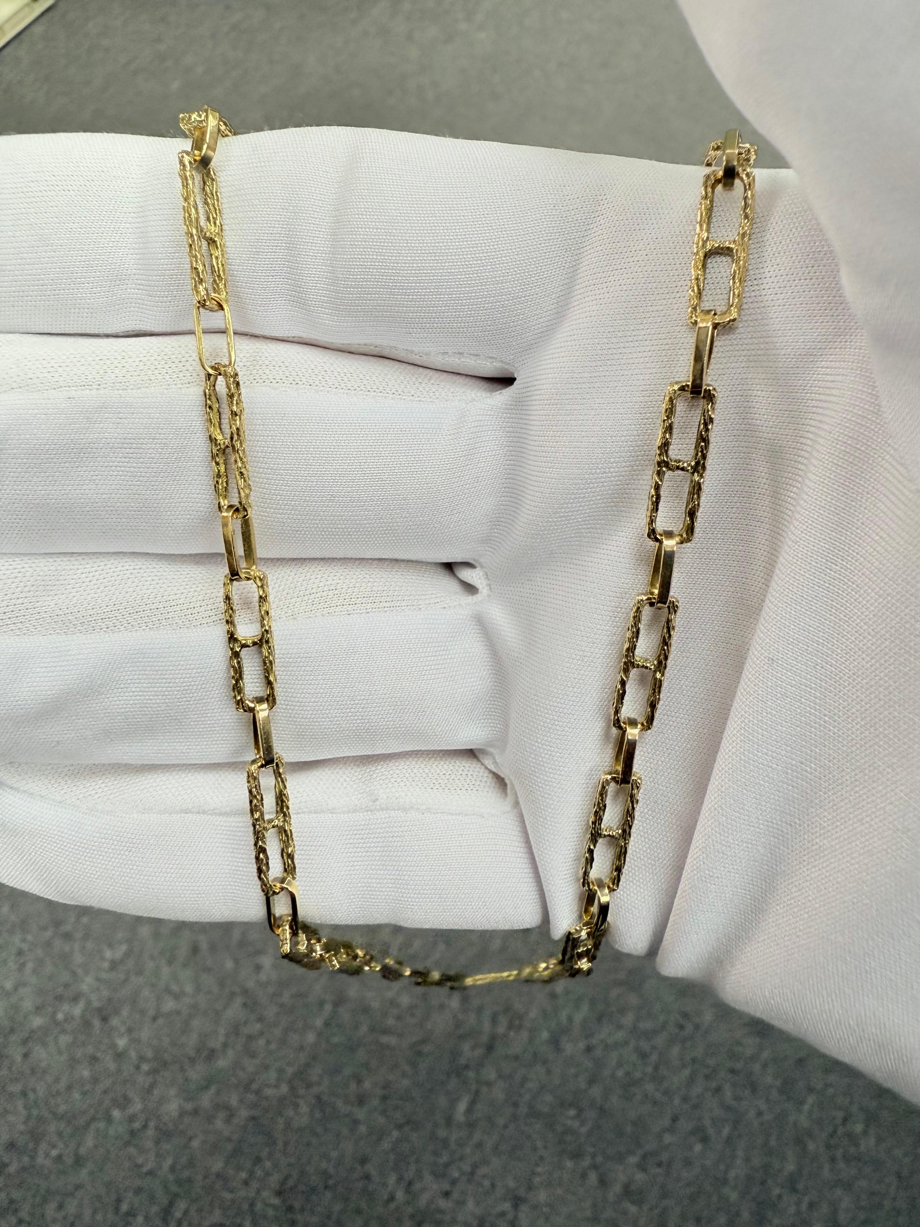 Women's or Men's 1970s Textured 18k Yellow Gold Link Chain Necklace For Sale