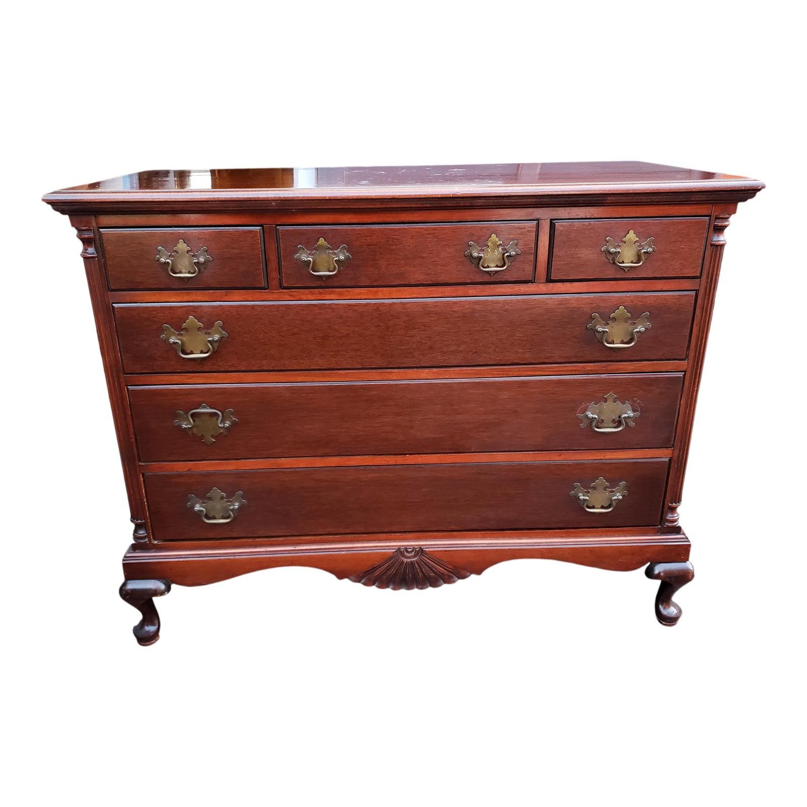 Fantastic classic chest of drawers by Thomasville. 
Absolutely beautiful piece of furniture. 
All functional dovetailed drawers. 
Very sturdy piece out of wild black cherry.
Measures 46