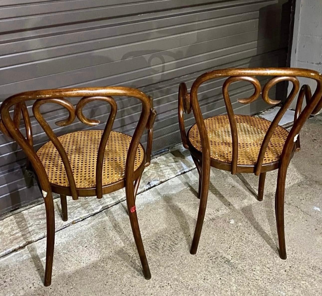 Poltrone Thonet ZPM Radomsko Sweetheart #16 Bentwood Cane del 1970 In condizioni buone a Stafford, TX