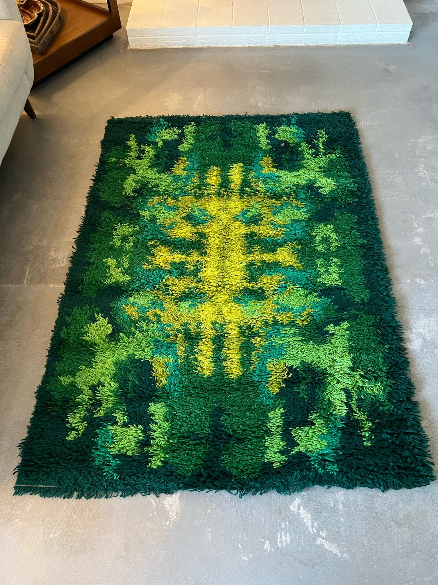 Wool 1970's THOR Bold Geometry Contemporary UNUSED Green Rya Rug Mid Century Modern For Sale