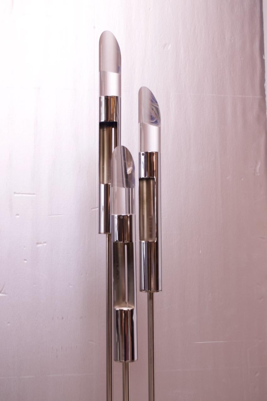 1970s Three Fixture Chrome Floor Lamp with Lucite Prisms In Good Condition For Sale In Brooklyn, NY