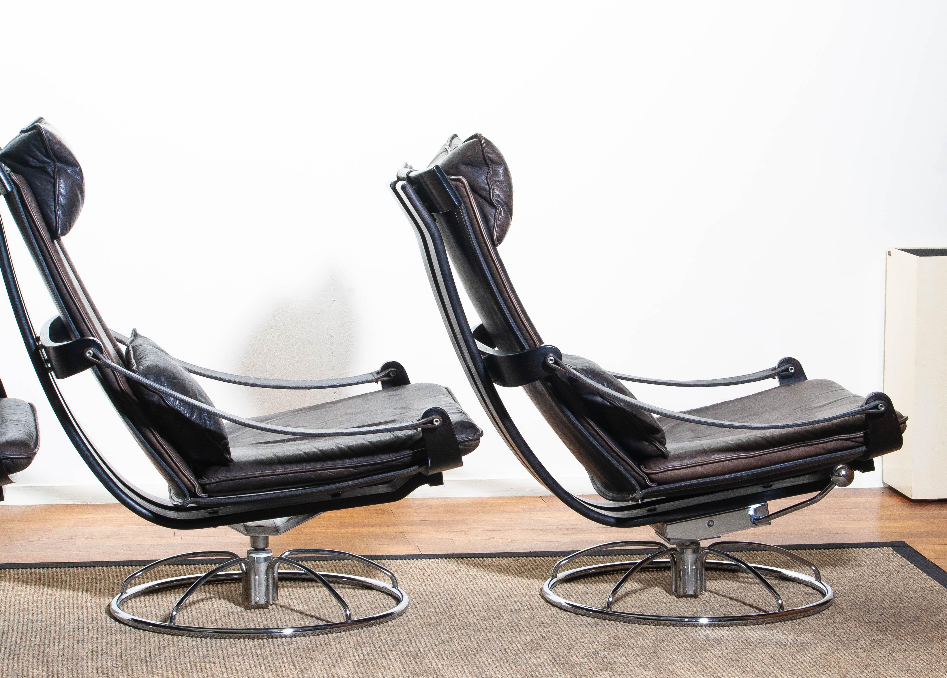 1970s, Three Leather Swivel / Relax Chairs by Ake Fribytter for Nelo, Sweden 4