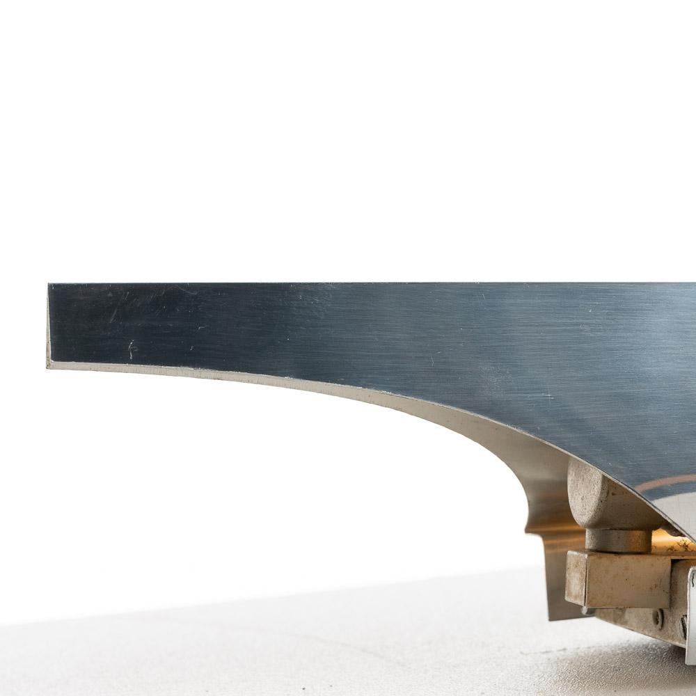 Tres apliques metálicos de Doria de los años 70, ¡dan una luz impresionante! mediados del siglo XX en venta