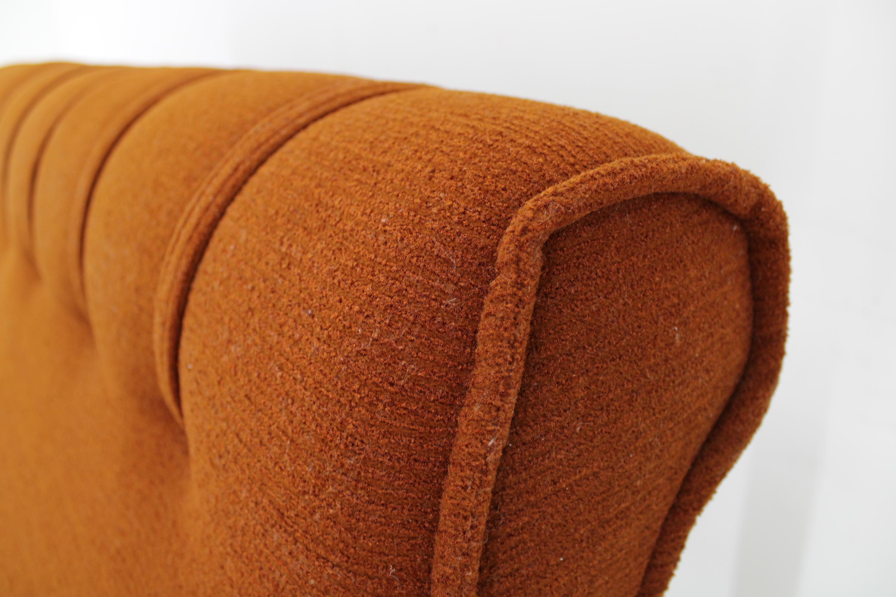 1970s Three Seater Beech Sofa, Czechoslovakia For Sale 8