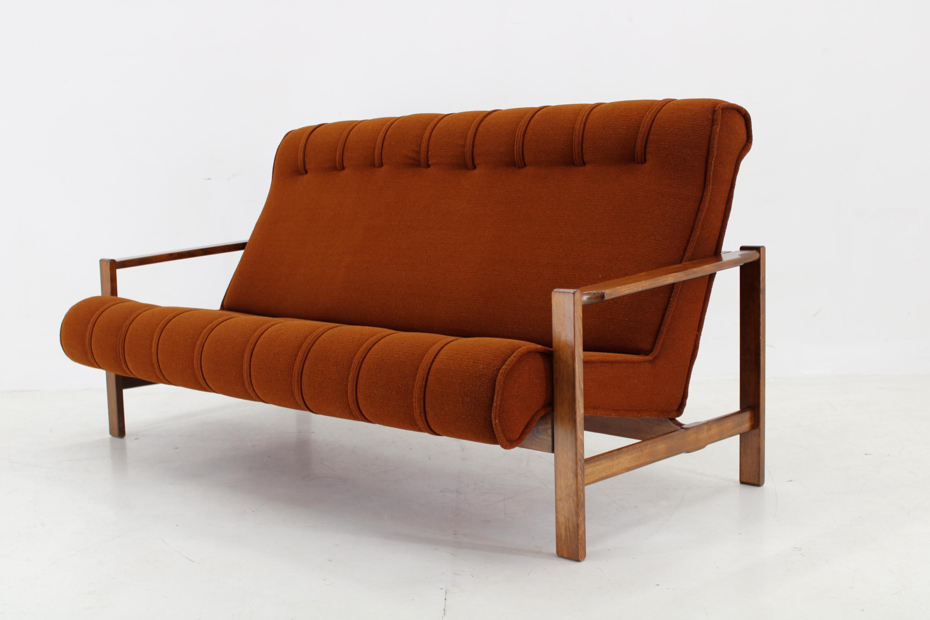 Mid-Century Modern 1970s Three Seater Beech Sofa, Czechoslovakia For Sale