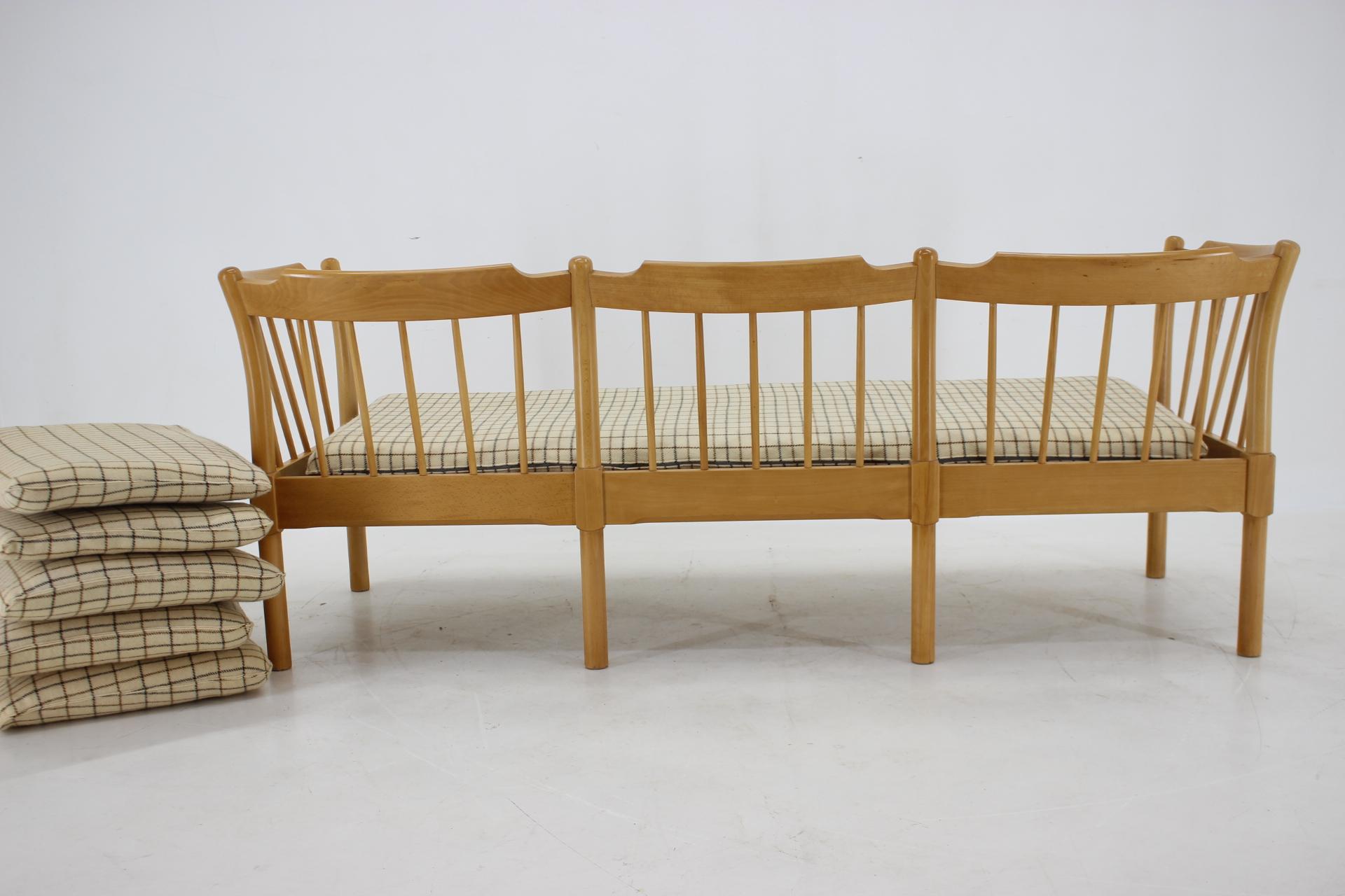 1970s Three Seater Sofa in Beech Wood, Denmark  For Sale 1